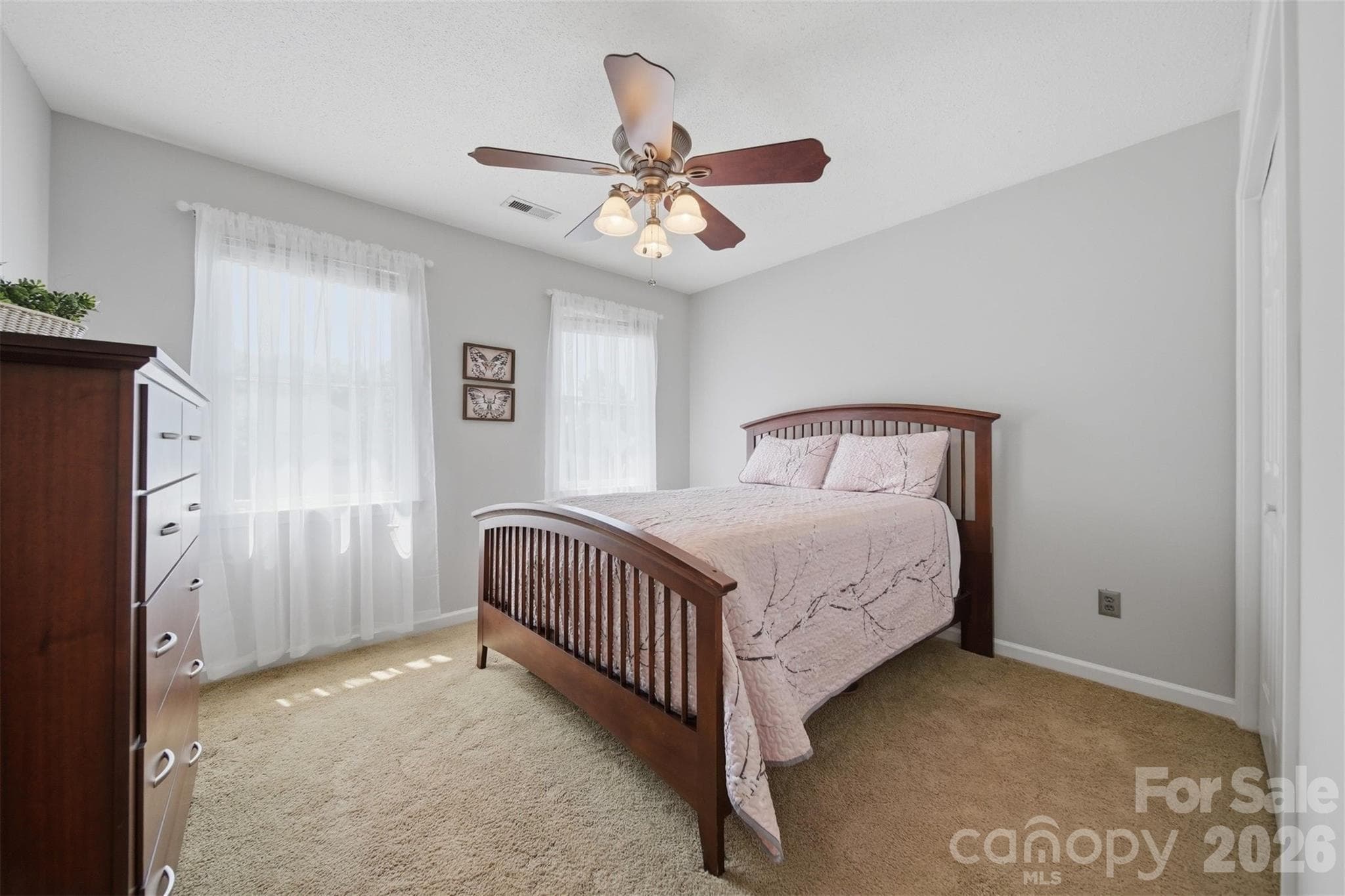 Single Family Residence at 1948 Twin Ponds Drive, Hickory, photo 24 of 48