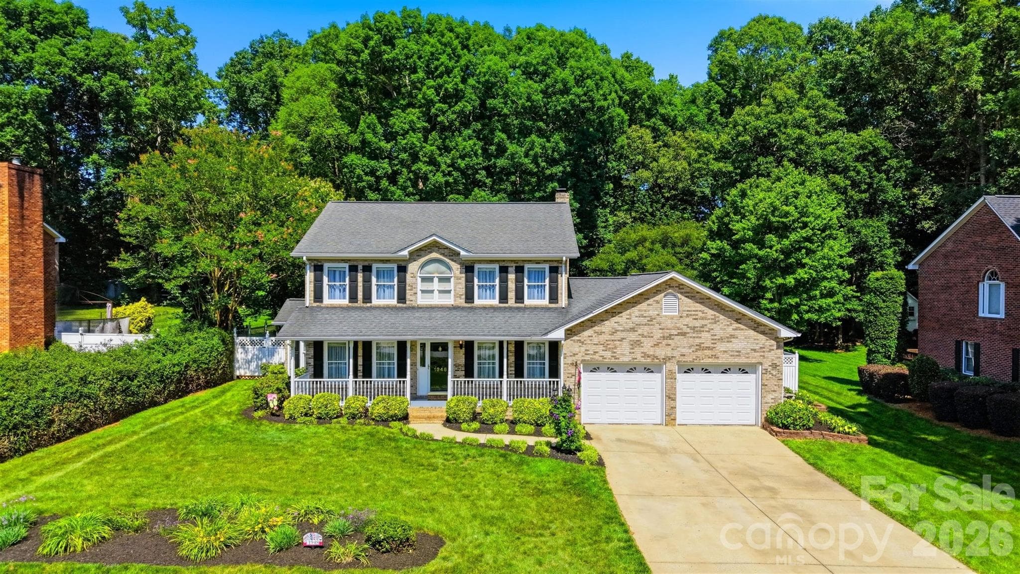 Single Family Residence at 1948 Twin Ponds Drive, Hickory, photo 29 of 48