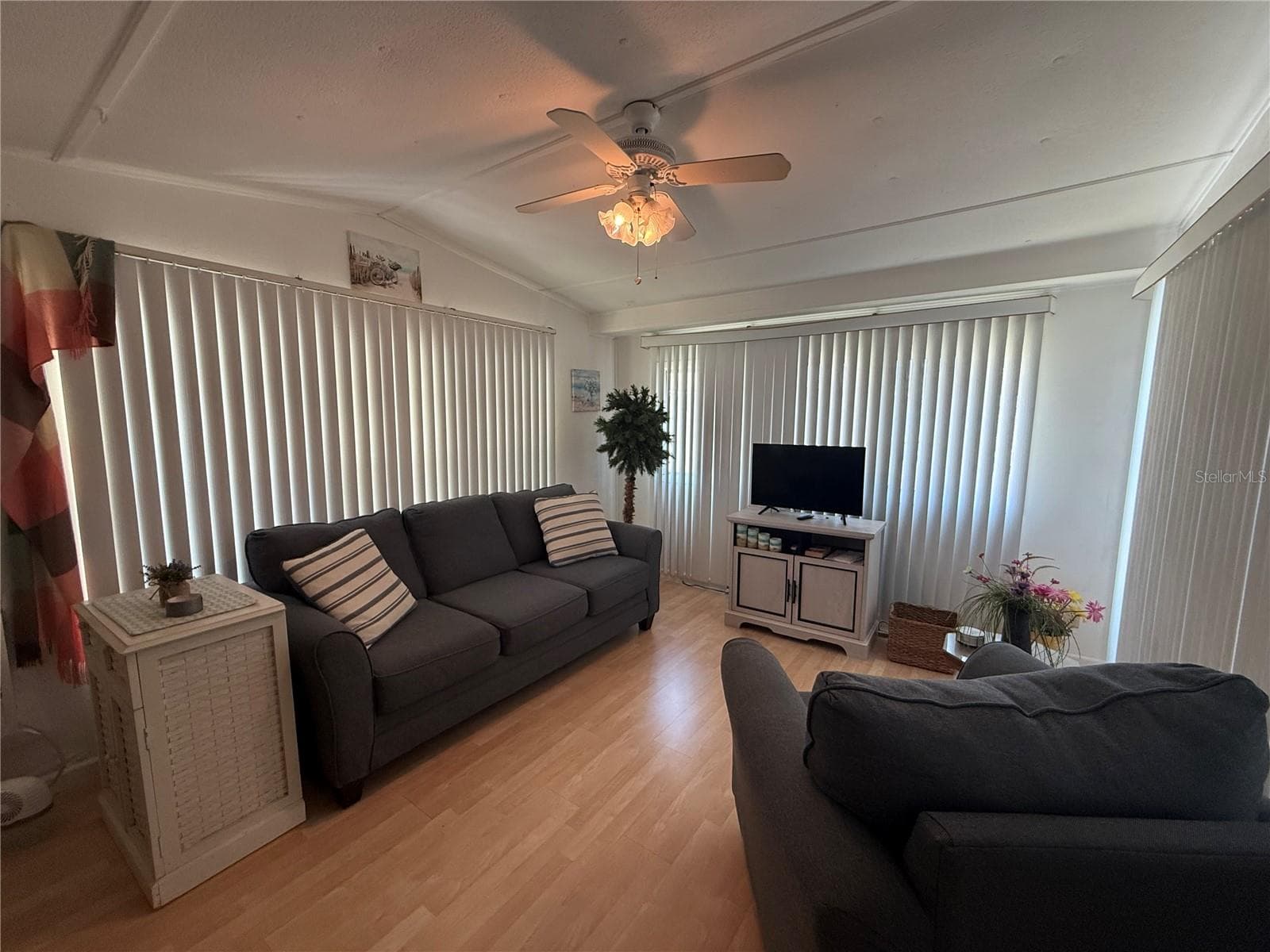 Mobile Home at 12674 SEMINOLE BLVD #S18, LARGO, photo 5 of 38