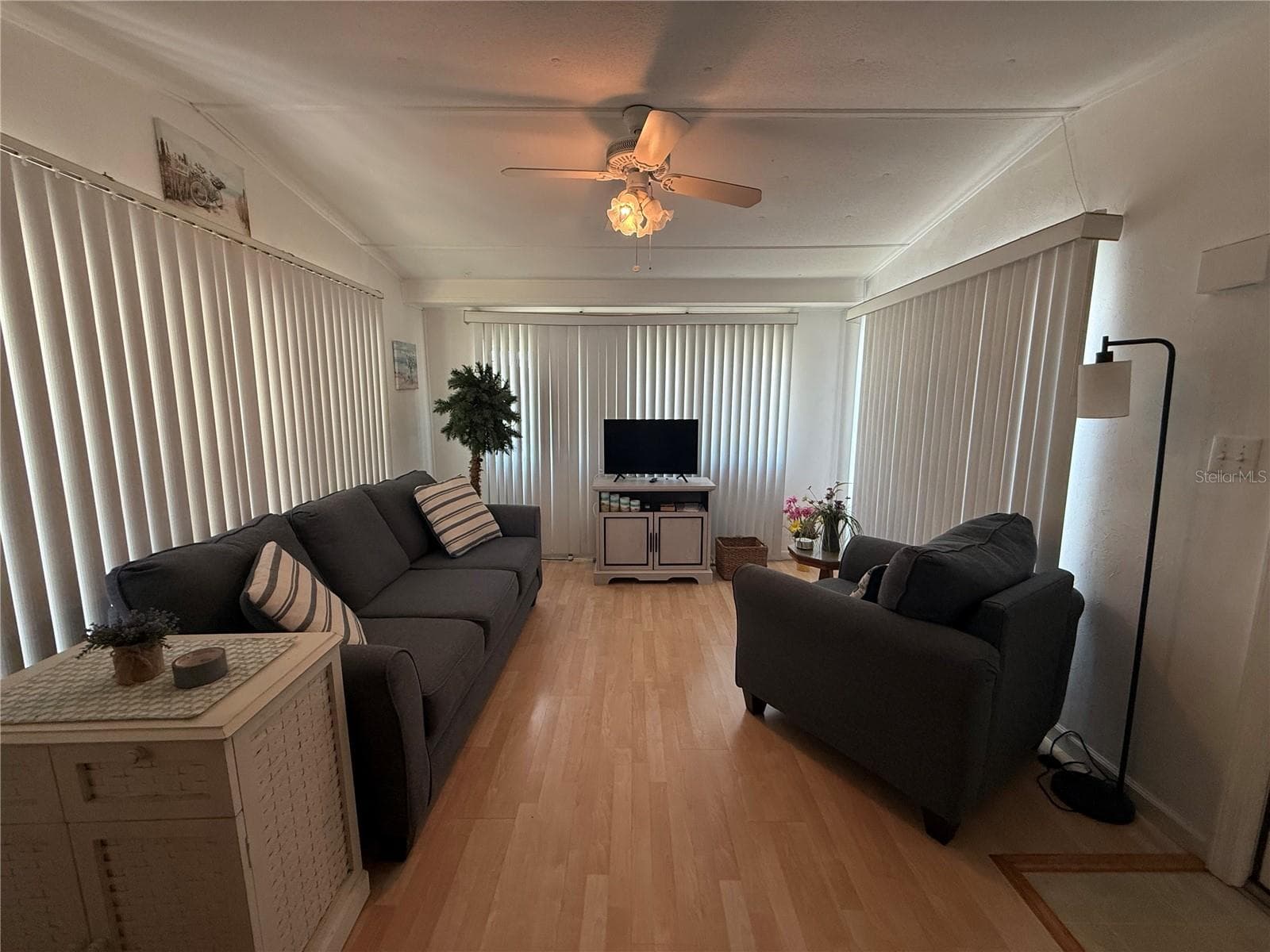 Mobile Home at 12674 SEMINOLE BLVD #S18, LARGO, photo 4 of 38
