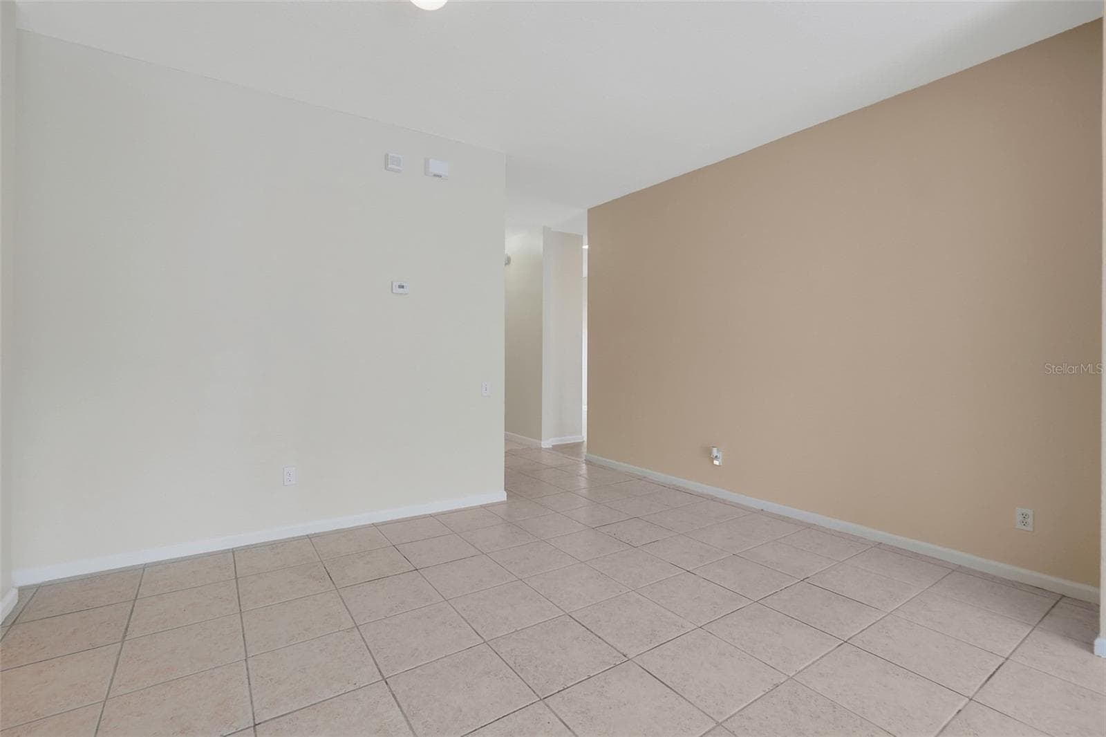 Single Family Residence at 8055 KING PALM CIR, KISSIMMEE, photo 10 of 50