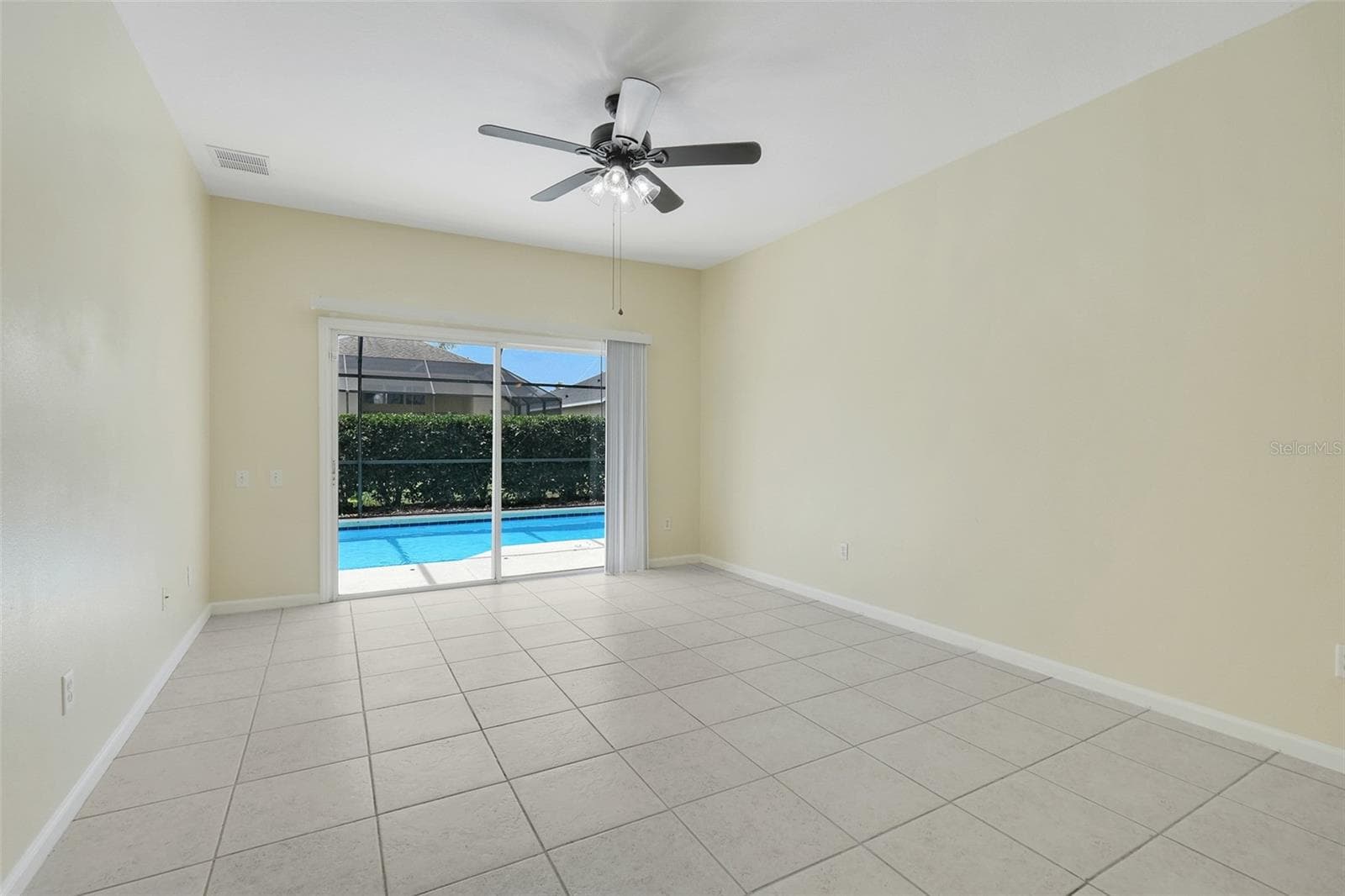 Single Family Residence at 8055 KING PALM CIR, KISSIMMEE, photo 12 of 50