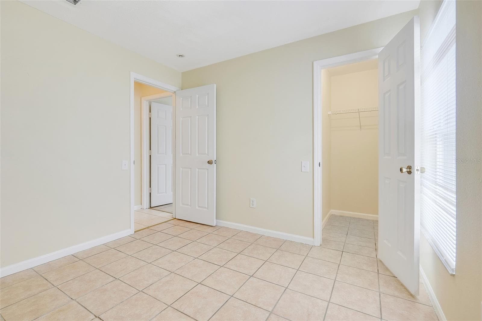Single Family Residence at 8055 KING PALM CIR, KISSIMMEE, photo 16 of 50