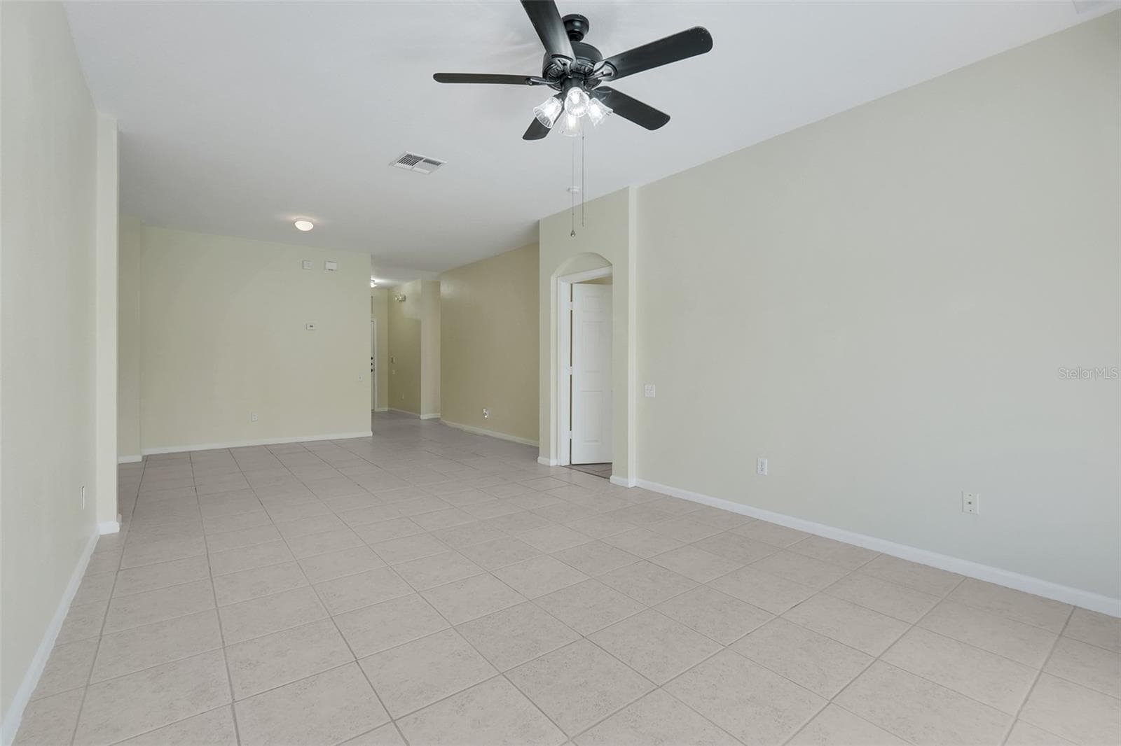 Single Family Residence at 8055 KING PALM CIR, KISSIMMEE, photo 20 of 50