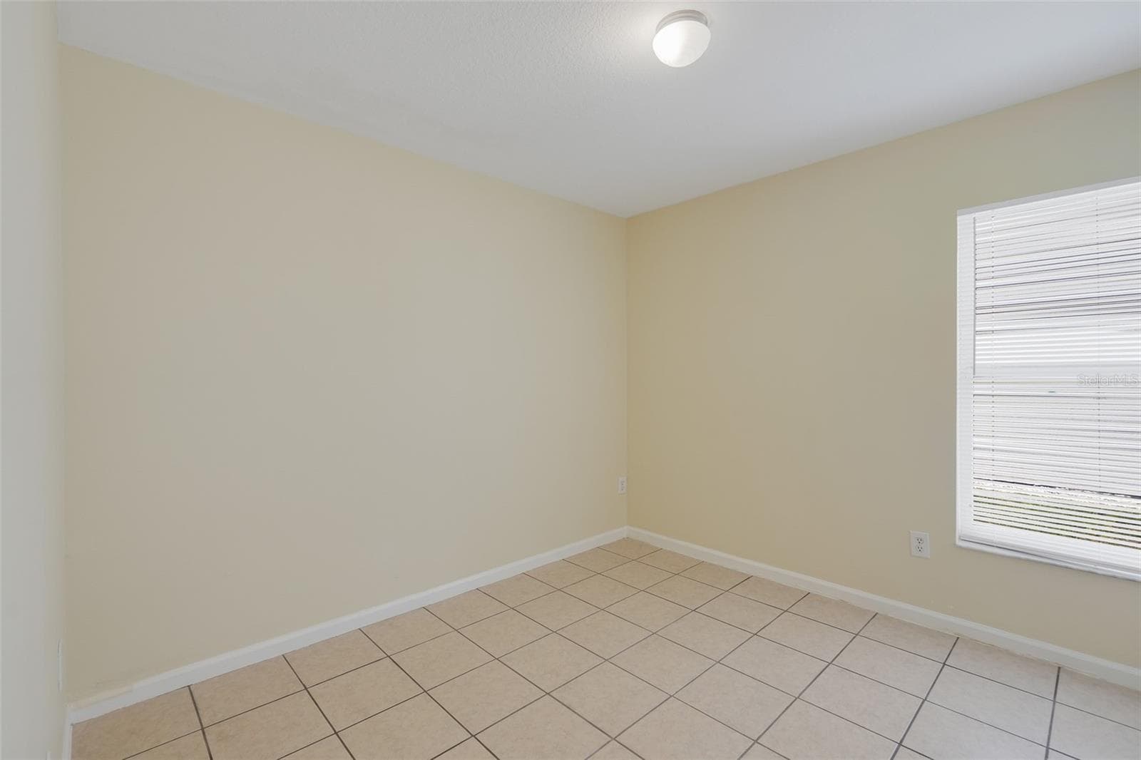 Single Family Residence at 8055 KING PALM CIR, KISSIMMEE, photo 23 of 50