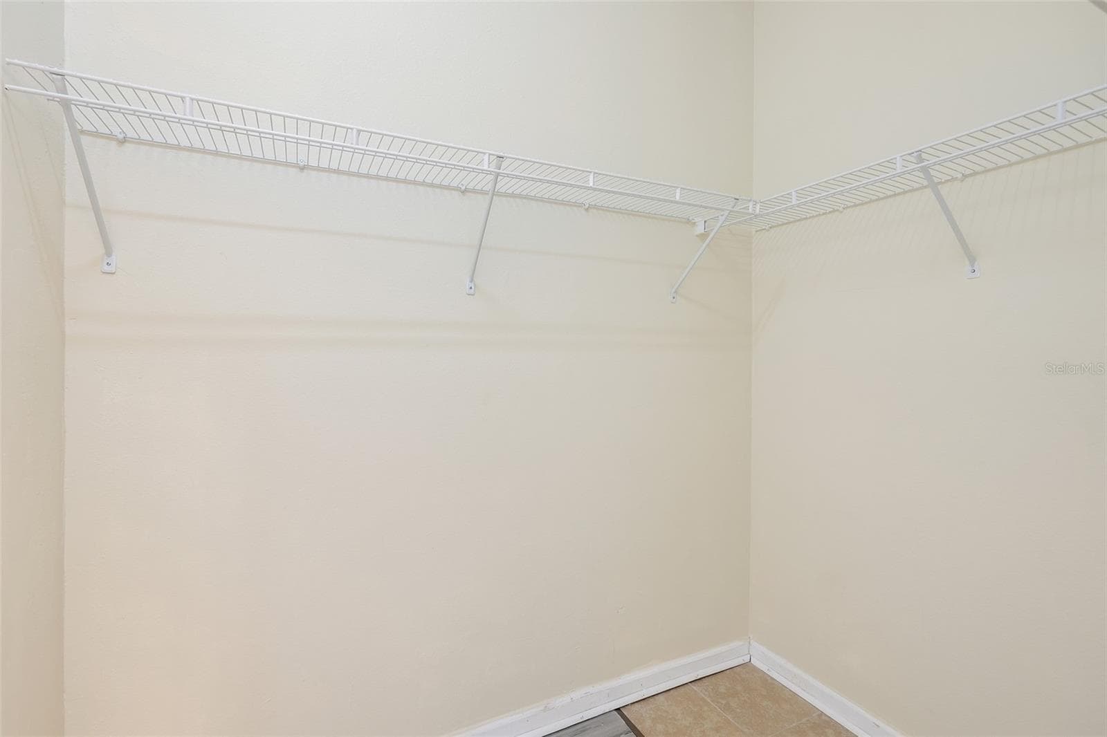Single Family Residence at 8055 KING PALM CIR, KISSIMMEE, photo 25 of 50