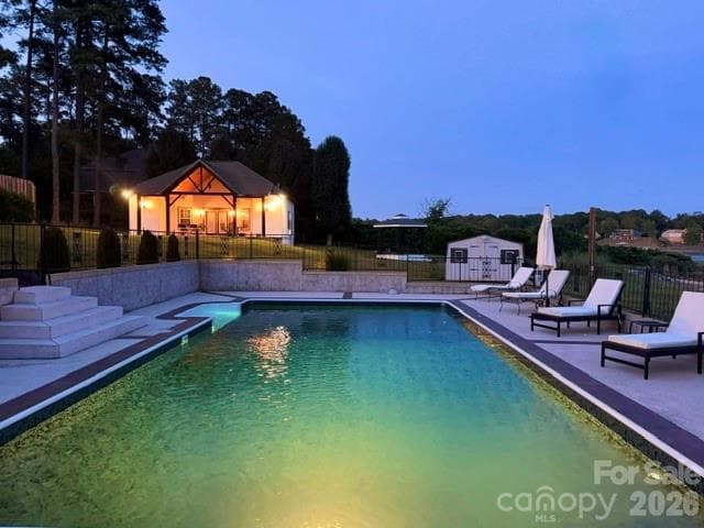night time pool n pool house - 615 Kenway Loop, Mooresville