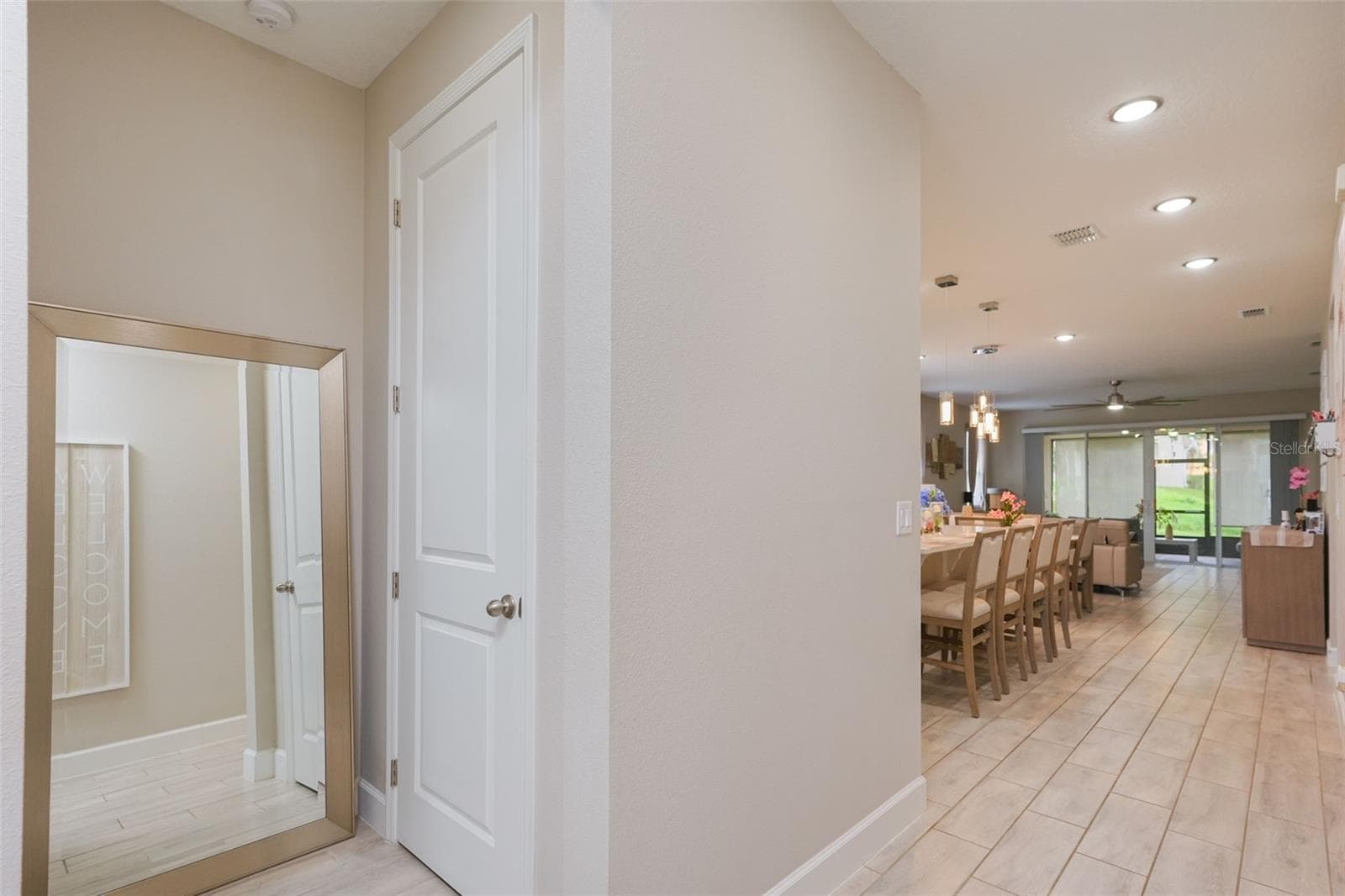 Single Family Residence at 2544 AUTUMN STREAM DR, LEESBURG, photo 6 of 53