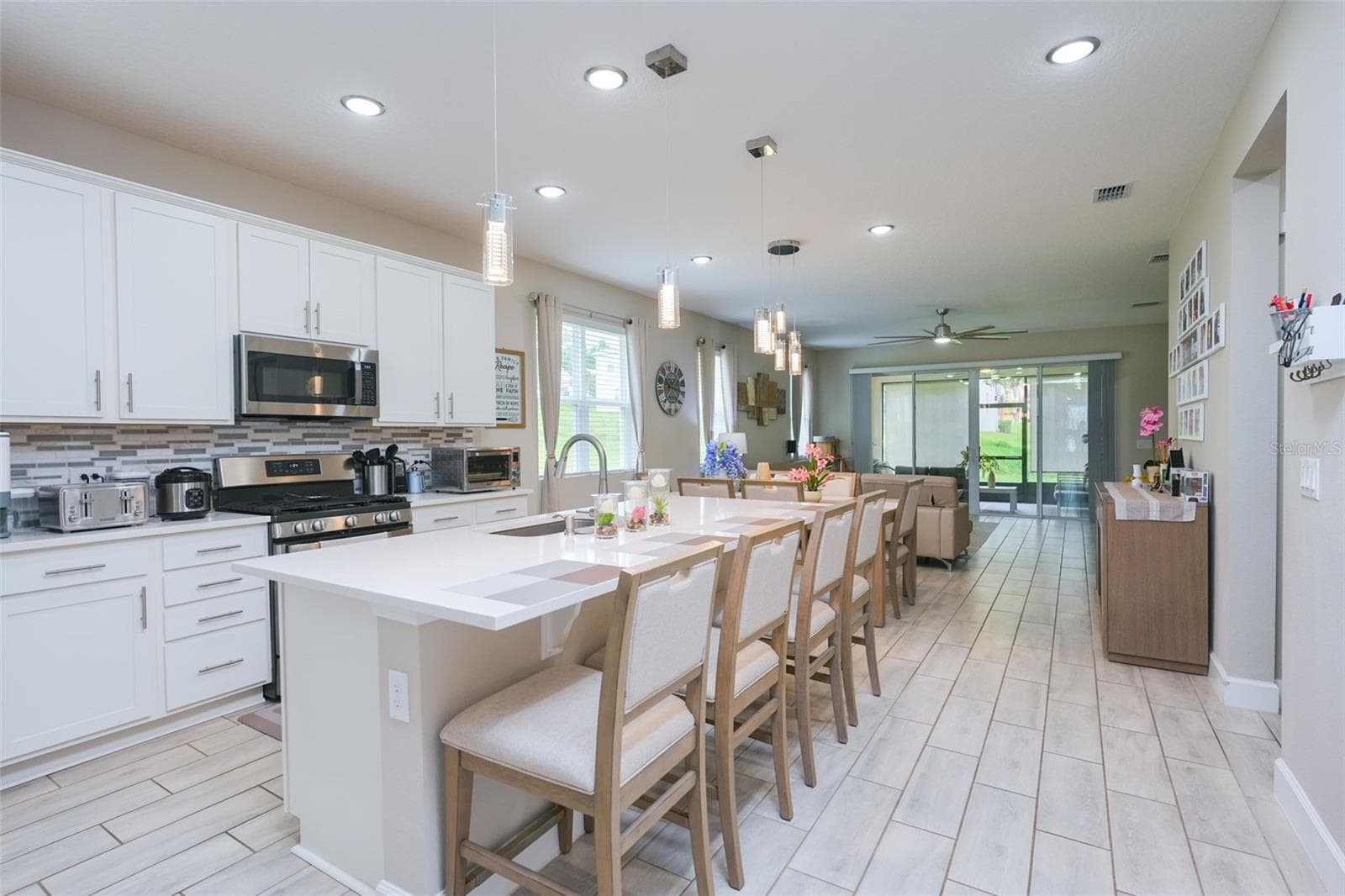 Single Family Residence at 2544 AUTUMN STREAM DR, LEESBURG, photo 10 of 53