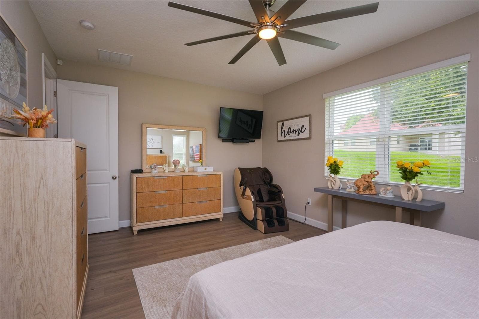 Single Family Residence at 2544 AUTUMN STREAM DR, LEESBURG, photo 28 of 53