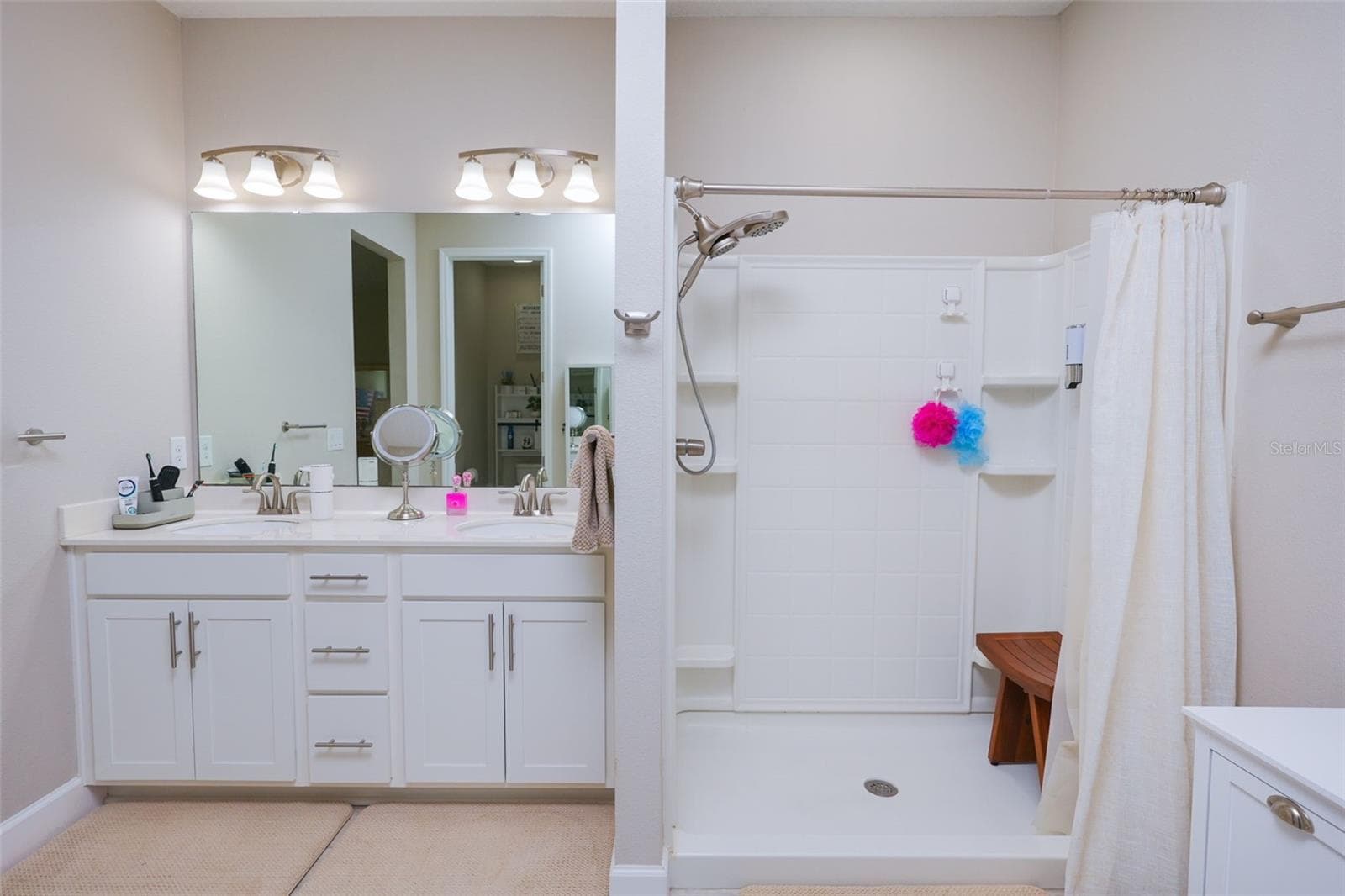 Single Family Residence at 2544 AUTUMN STREAM DR, LEESBURG, photo 31 of 53