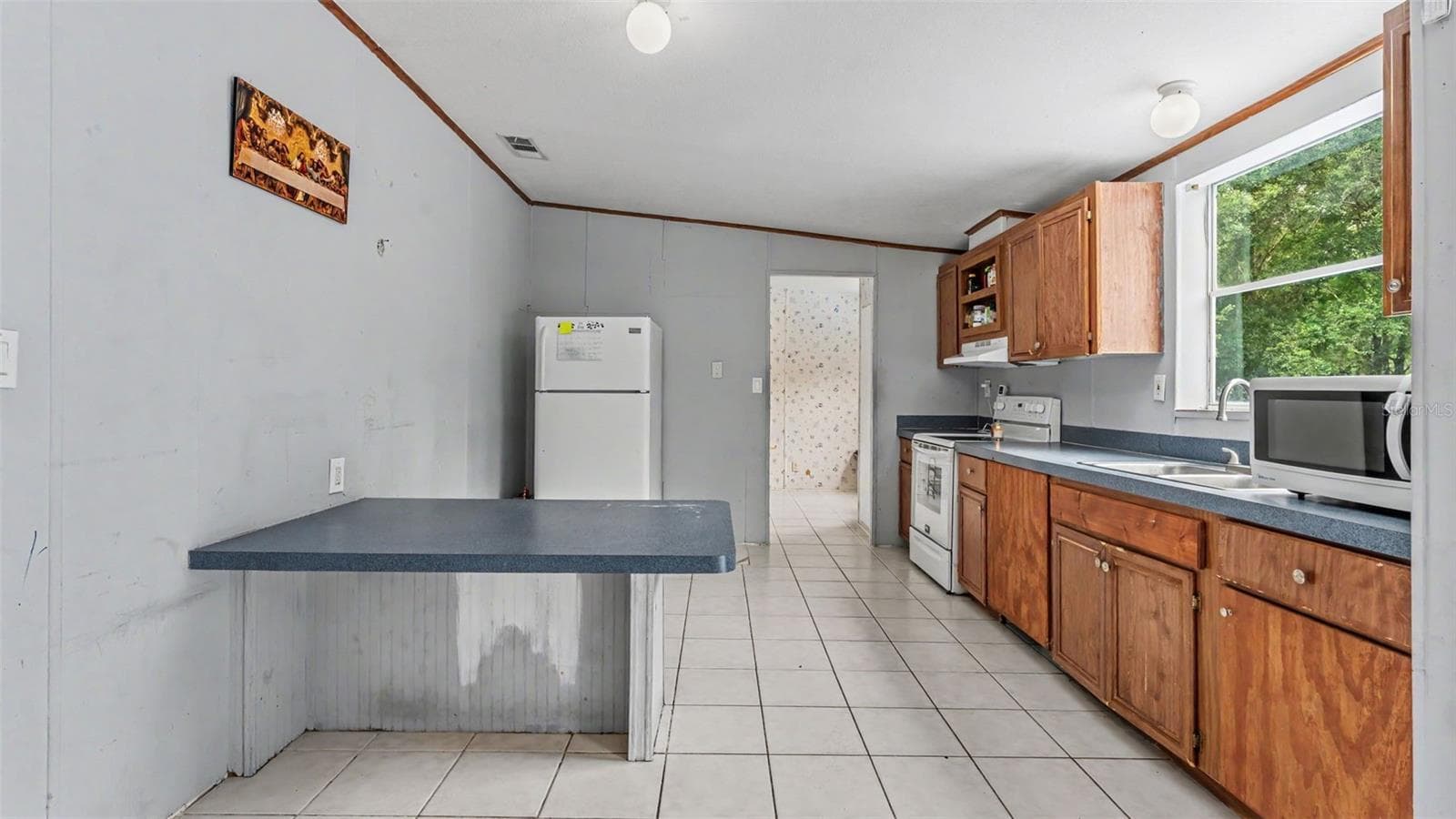 Manufactured Home at 4736 WALNUT CIR S, LAKELAND, photo 11 of 41