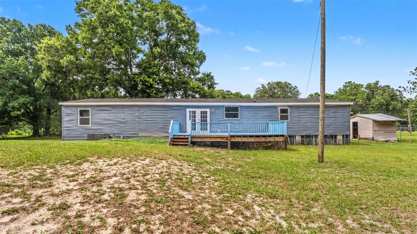Manufactured Home at 4736 WALNUT CIR S, LAKELAND, photo 37 of 41