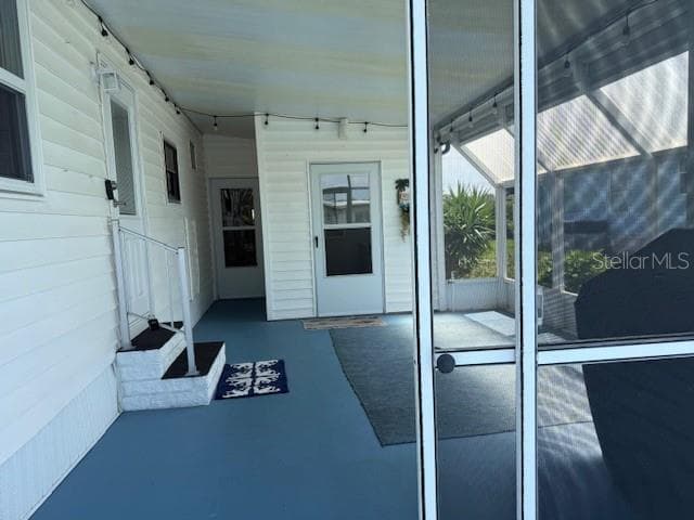 Screen Room - 184 INDEPENDENCE AVE #8, PALM HARBOR