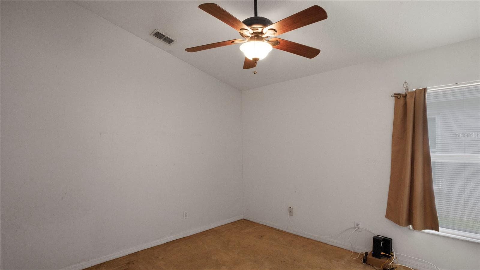 Single Family Residence at 15120 DEER MEADOW DR, LUTZ, photo 15 of 30