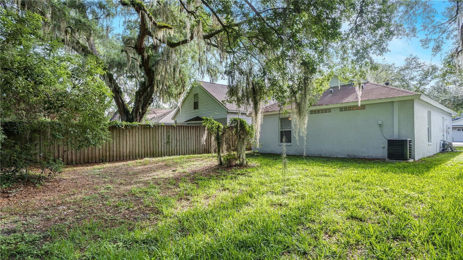 Single Family Residence at 15120 DEER MEADOW DR, LUTZ, photo 22 of 30