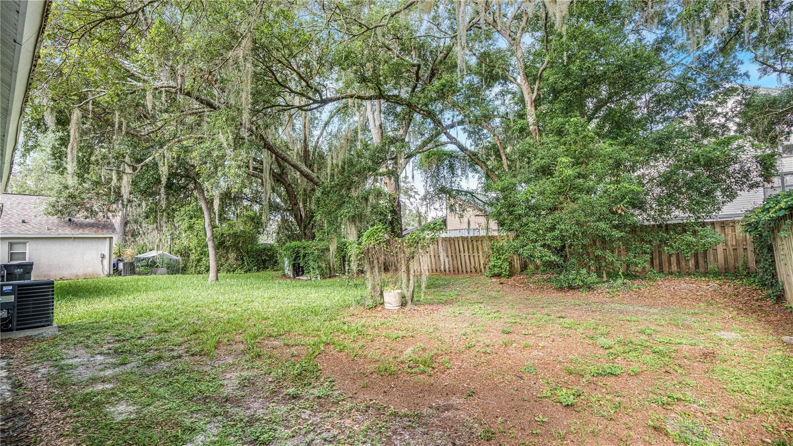 Single Family Residence at 15120 DEER MEADOW DR, LUTZ, photo 26 of 30