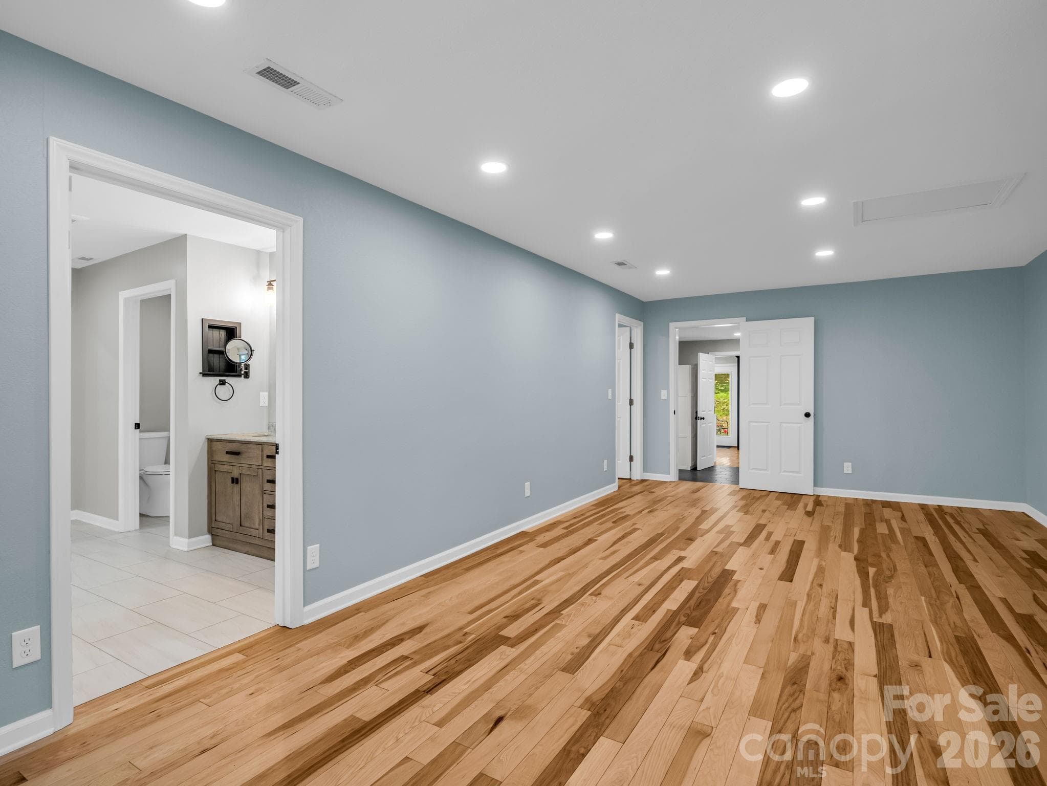 Primary Bedroom Suite, with spa-inspired bath & dedicated office/private den - 35 Chastain Hill Road, Mills River