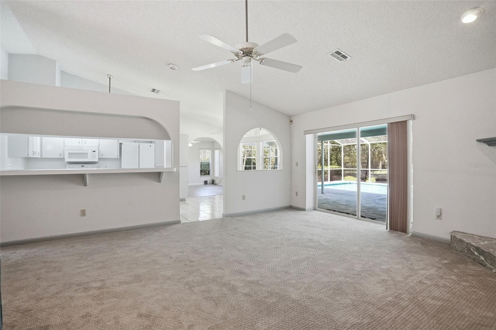 Single Family Residence at 18451 WINDING OAKS BLVD, HUDSON, photo 9 of 62