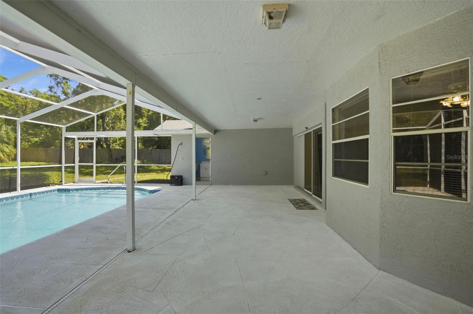 Single Family Residence at 18451 WINDING OAKS BLVD, HUDSON, photo 59 of 62