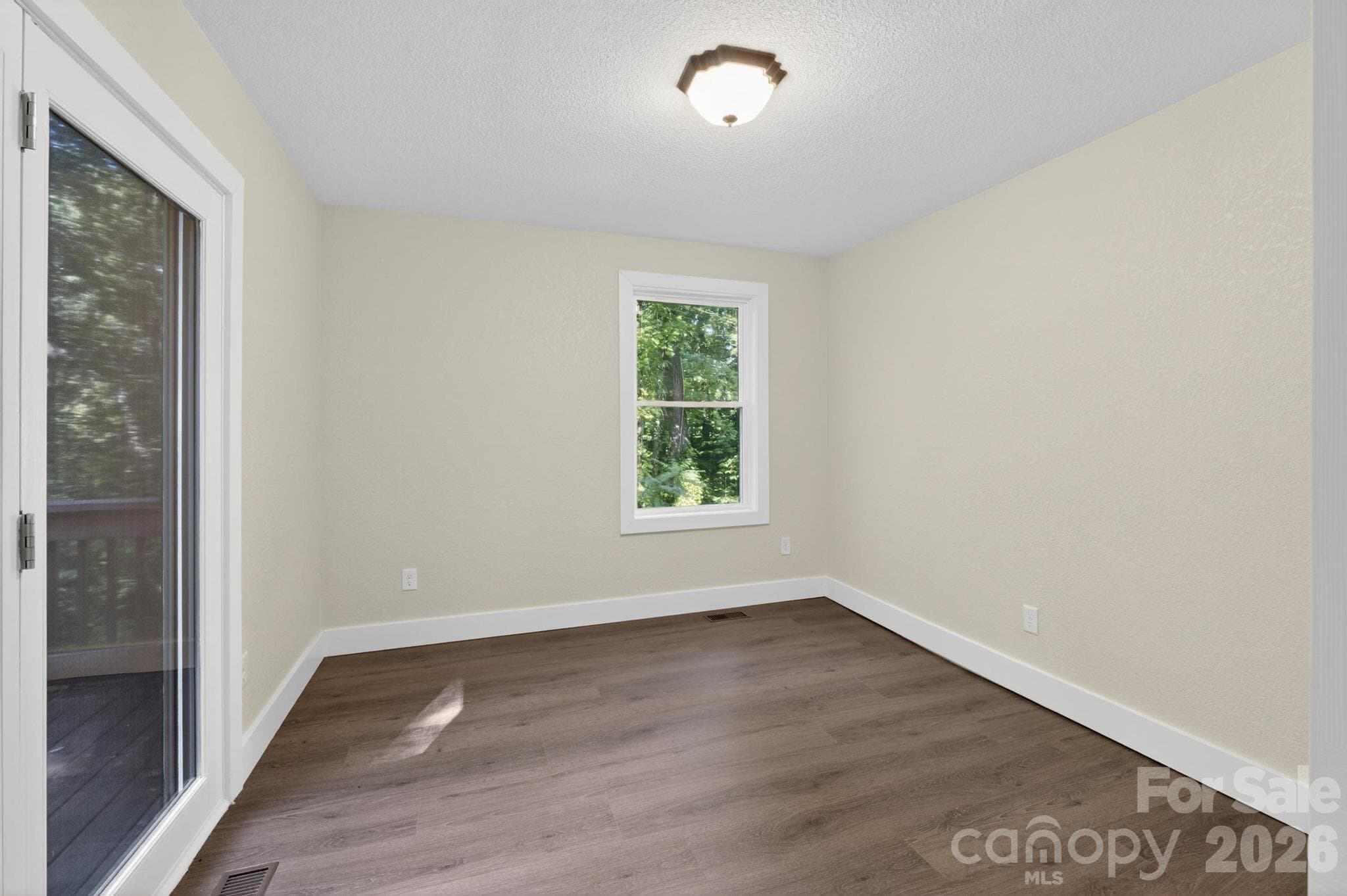 Single Family Residence at 2448 Alfred Hartley Road, Lenoir, photo 9 of 21