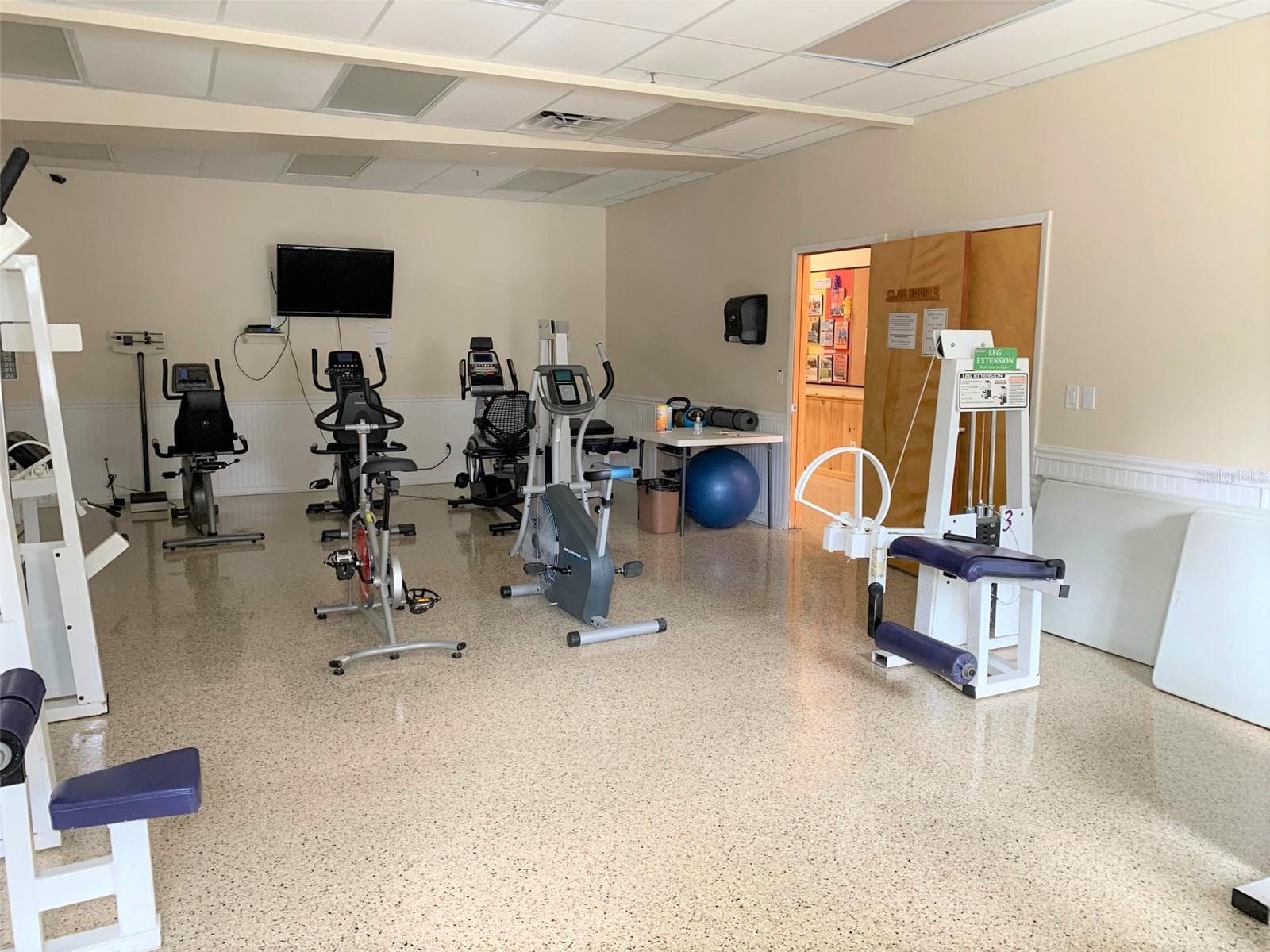 Gym - 14405 DIABLO DR, BROOKSVILLE