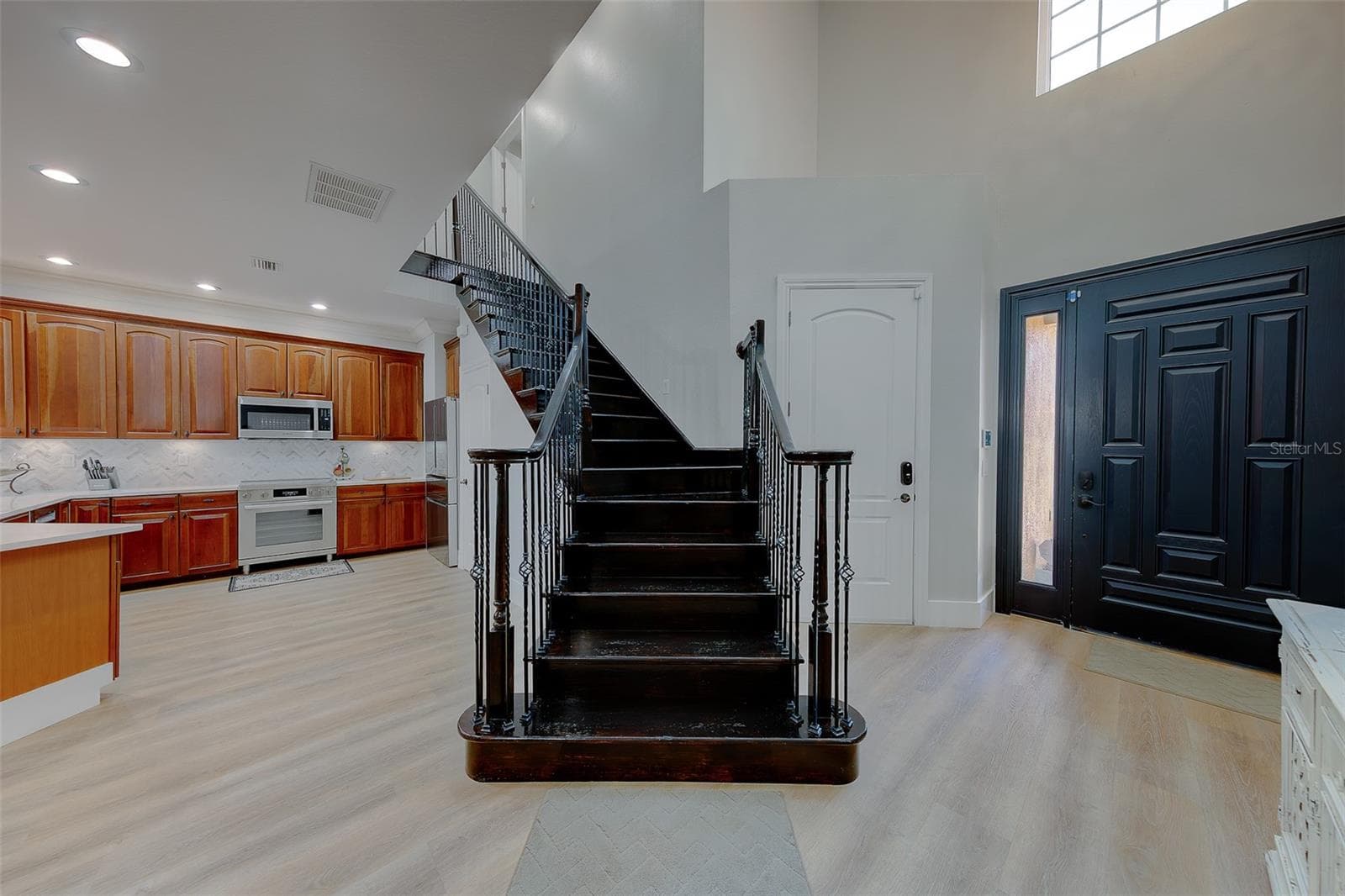 Townhouse at 1415 TESSANO PL, PALM HARBOR, photo 5 of 77