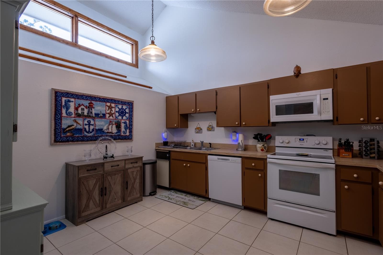 Villa at 7913 PINEGLEN CT #34, SARASOTA, photo 2 of 24