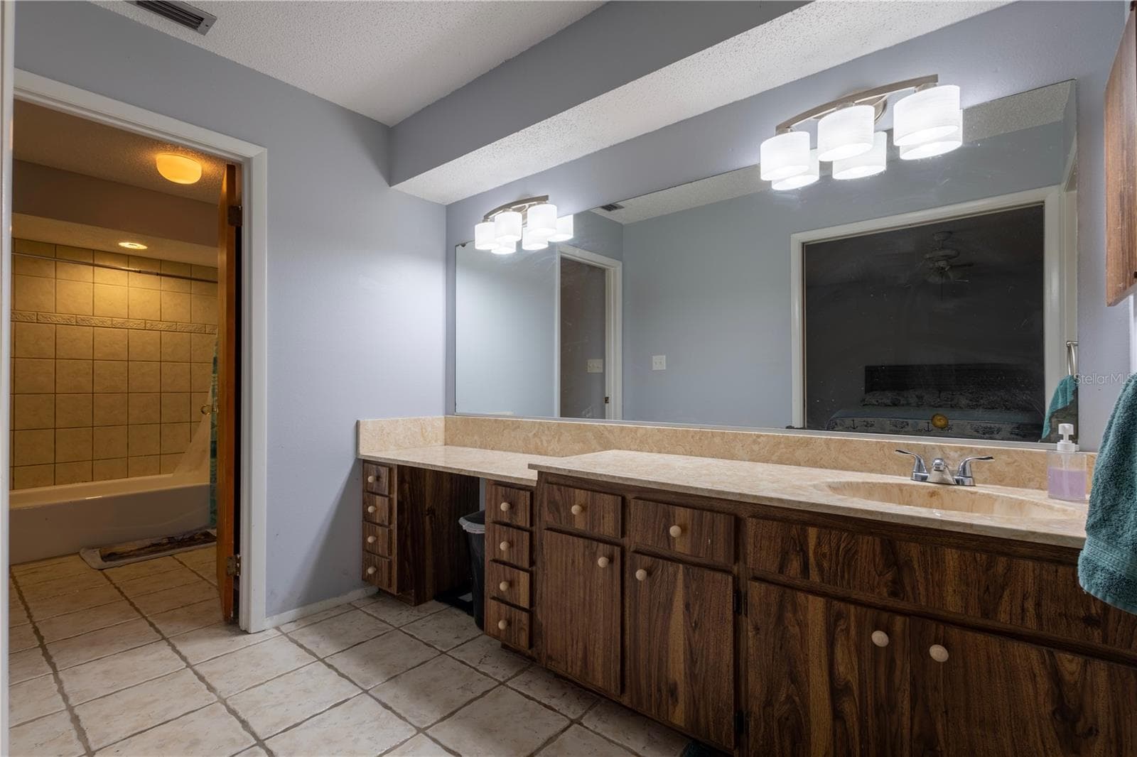 Villa at 7913 PINEGLEN CT #34, SARASOTA, photo 14 of 24