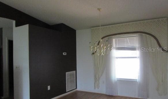 Single Family Residence at 1142 MEADOWBEND DR, LEESBURG, photo 4 of 14