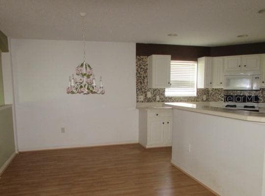 Single Family Residence at 1142 MEADOWBEND DR, LEESBURG, photo 6 of 14