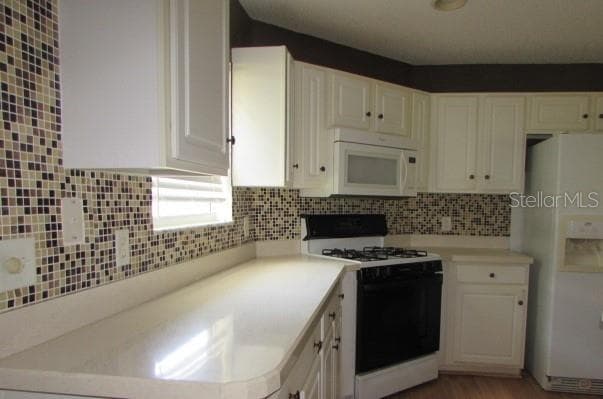 Single Family Residence at 1142 MEADOWBEND DR, LEESBURG, photo 9 of 14