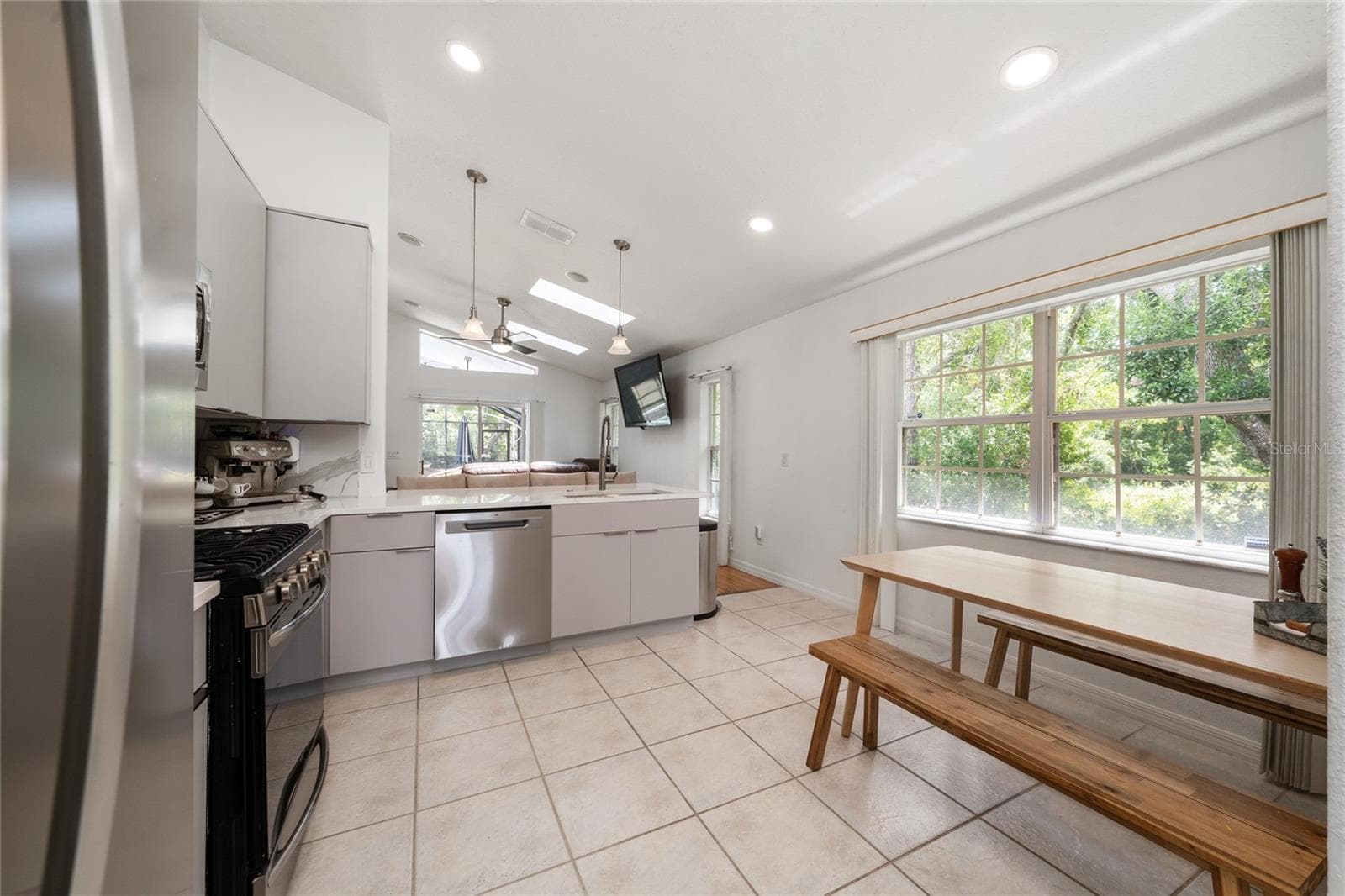Single Family Residence at 10966 ELIOTTI ST, ORLANDO, photo 11 of 53