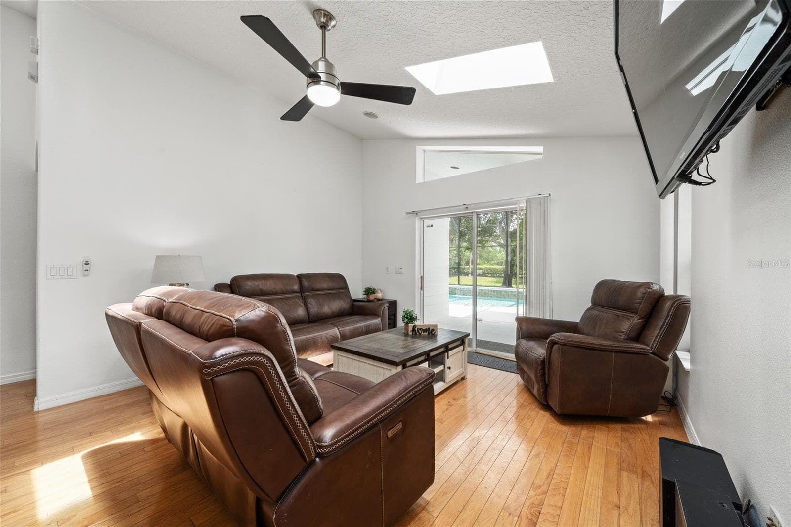 Single Family Residence at 10966 ELIOTTI ST, ORLANDO, photo 6 of 53