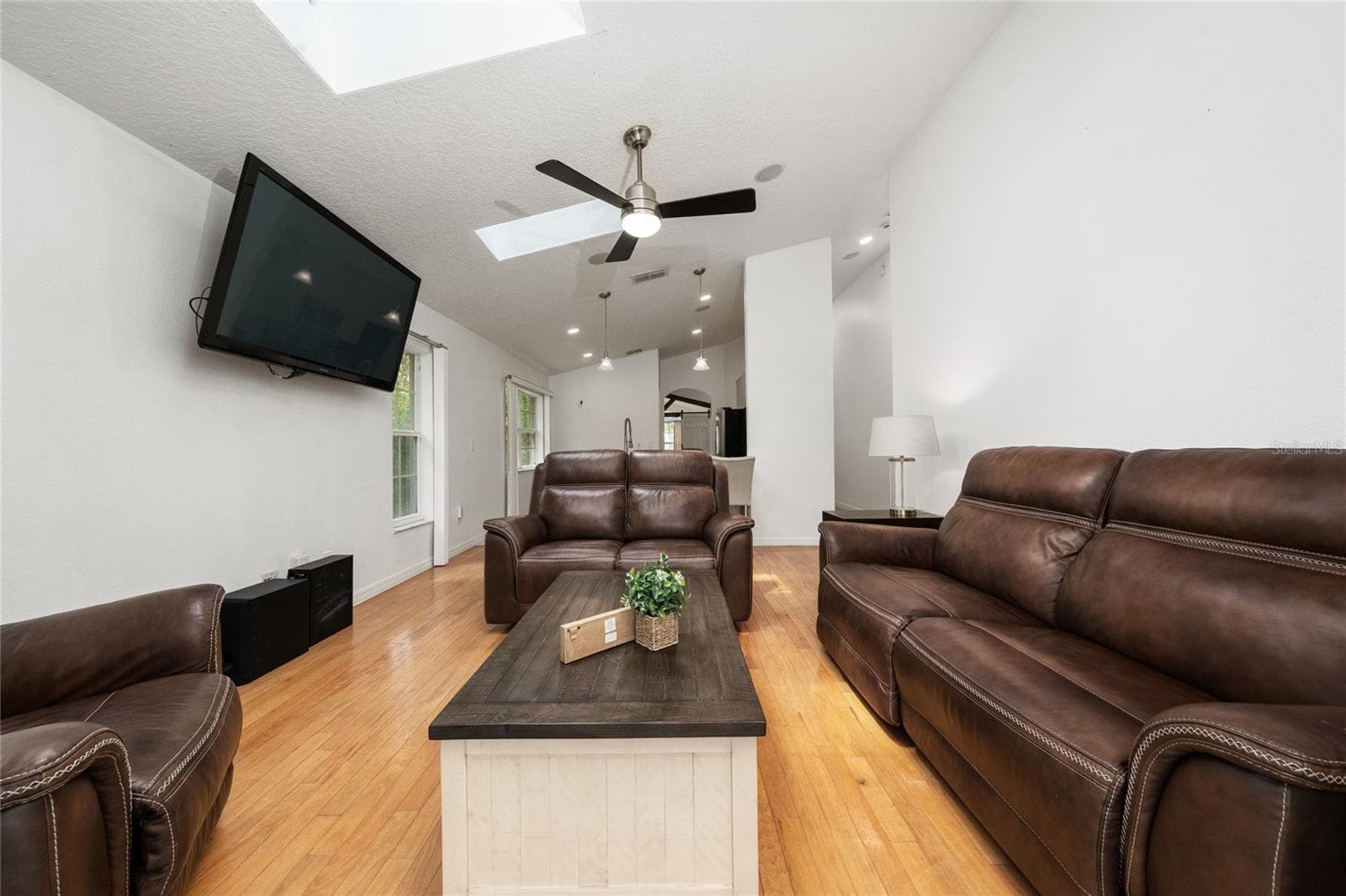 Single Family Residence at 10966 ELIOTTI ST, ORLANDO, photo 7 of 53