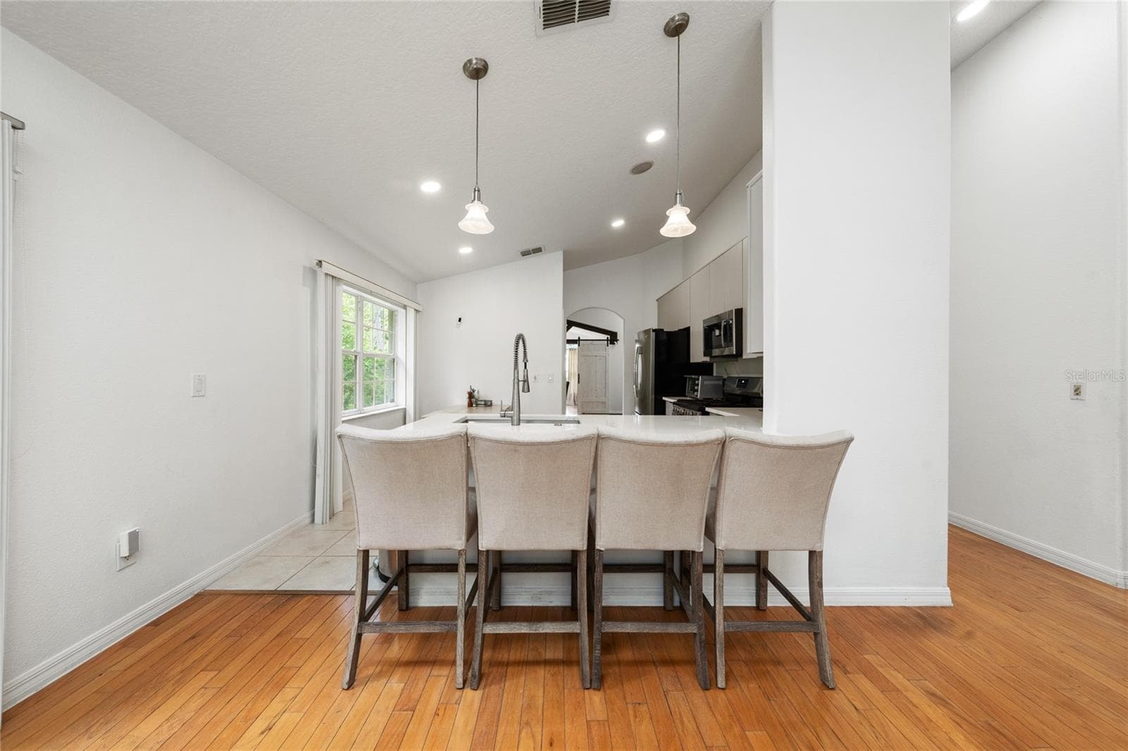 Single Family Residence at 10966 ELIOTTI ST, ORLANDO, photo 9 of 53
