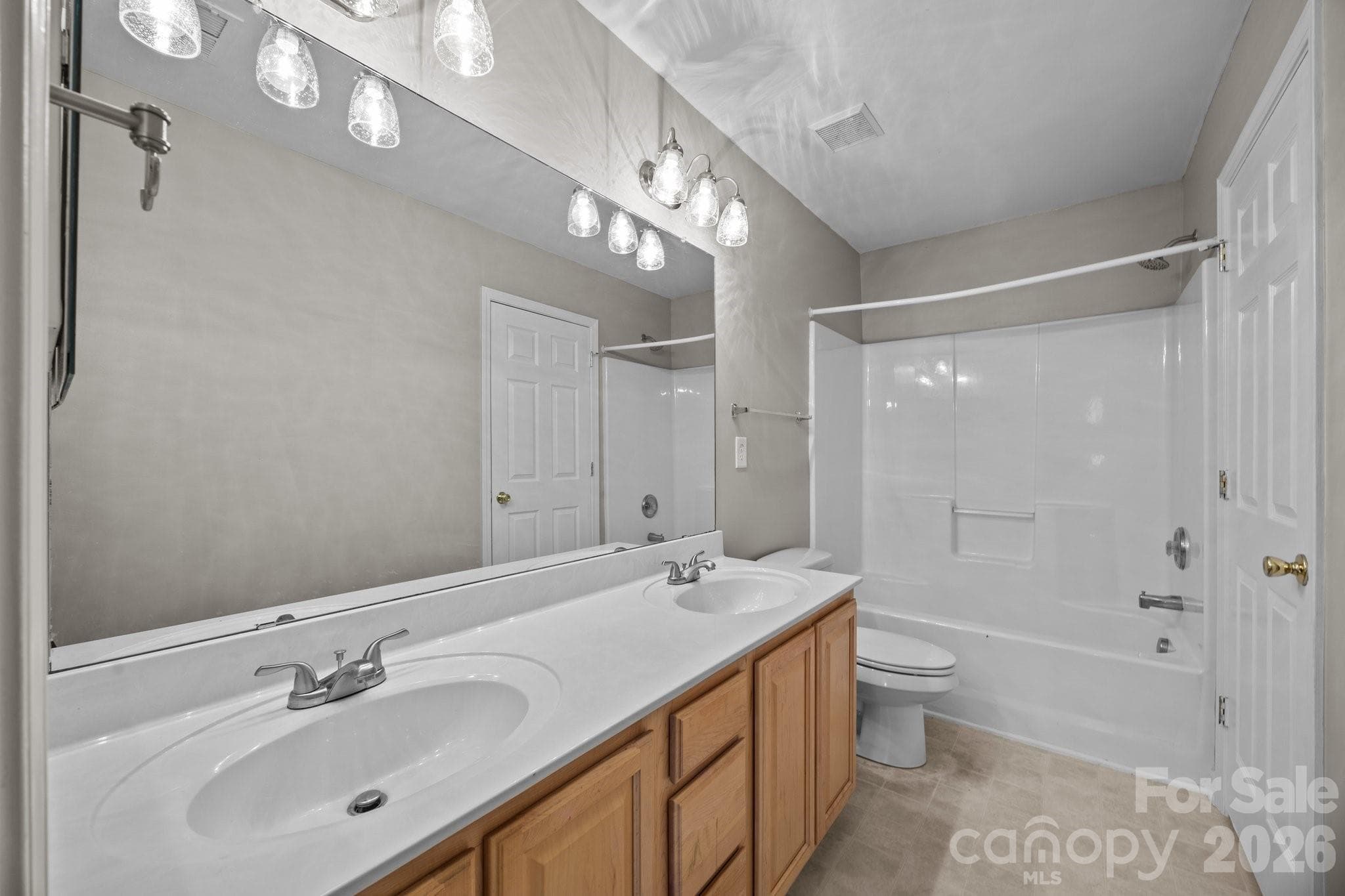 Townhouse at 8230 Rudolph Road, Charlotte, photo 7 of 48
