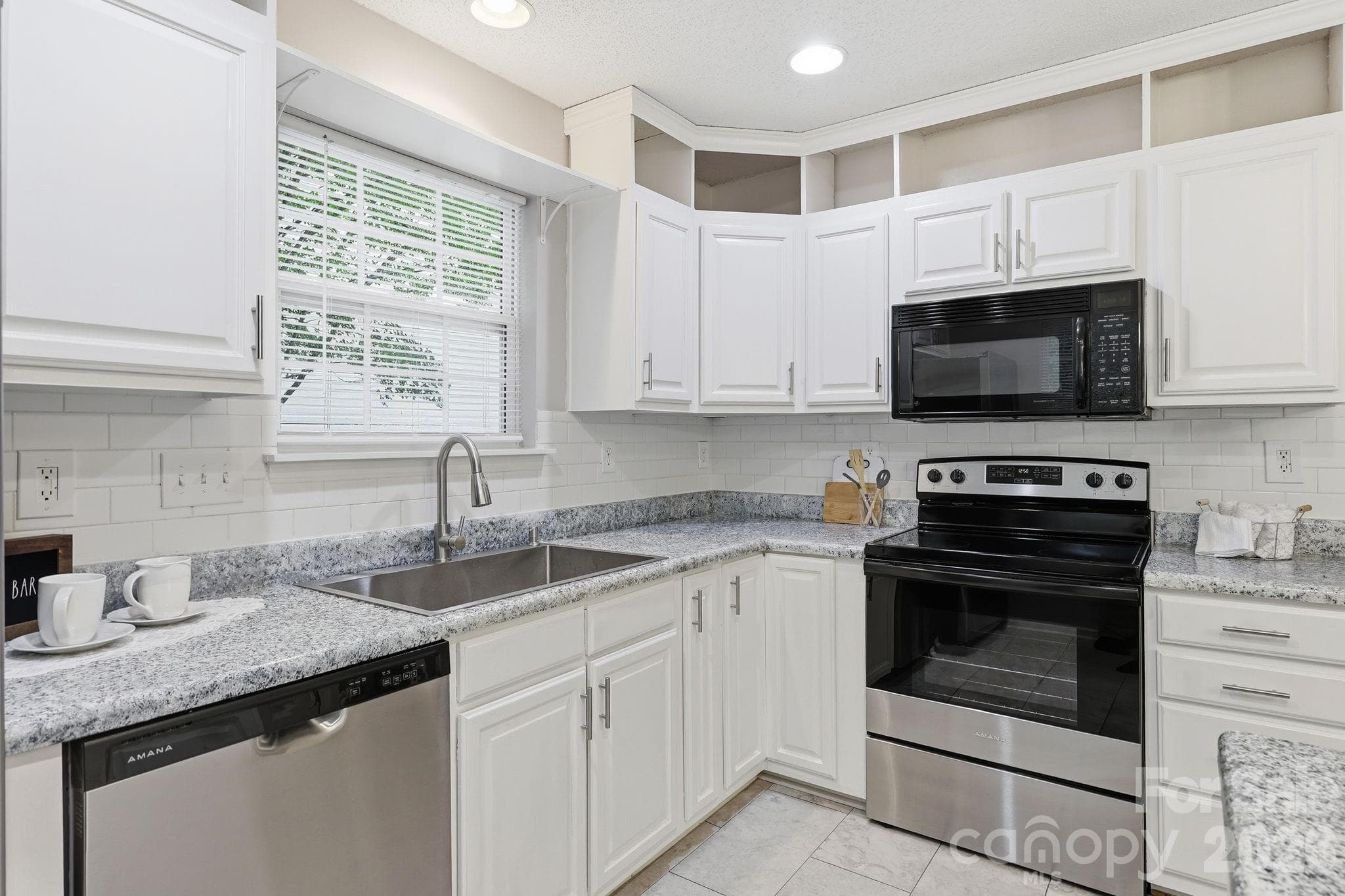 Townhouse at 8230 Rudolph Road, Charlotte, photo 16 of 48