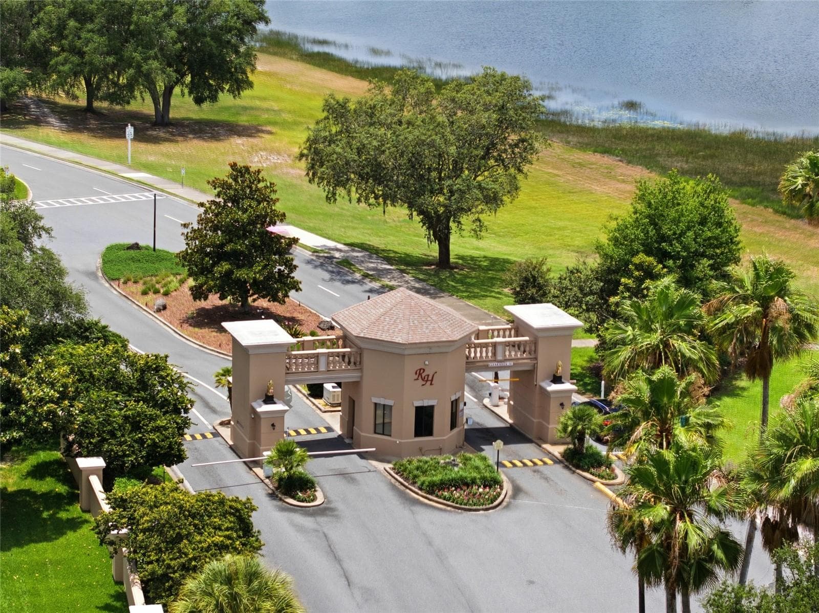 Gated with Guard - 4905 KELSO ST, LEESBURG