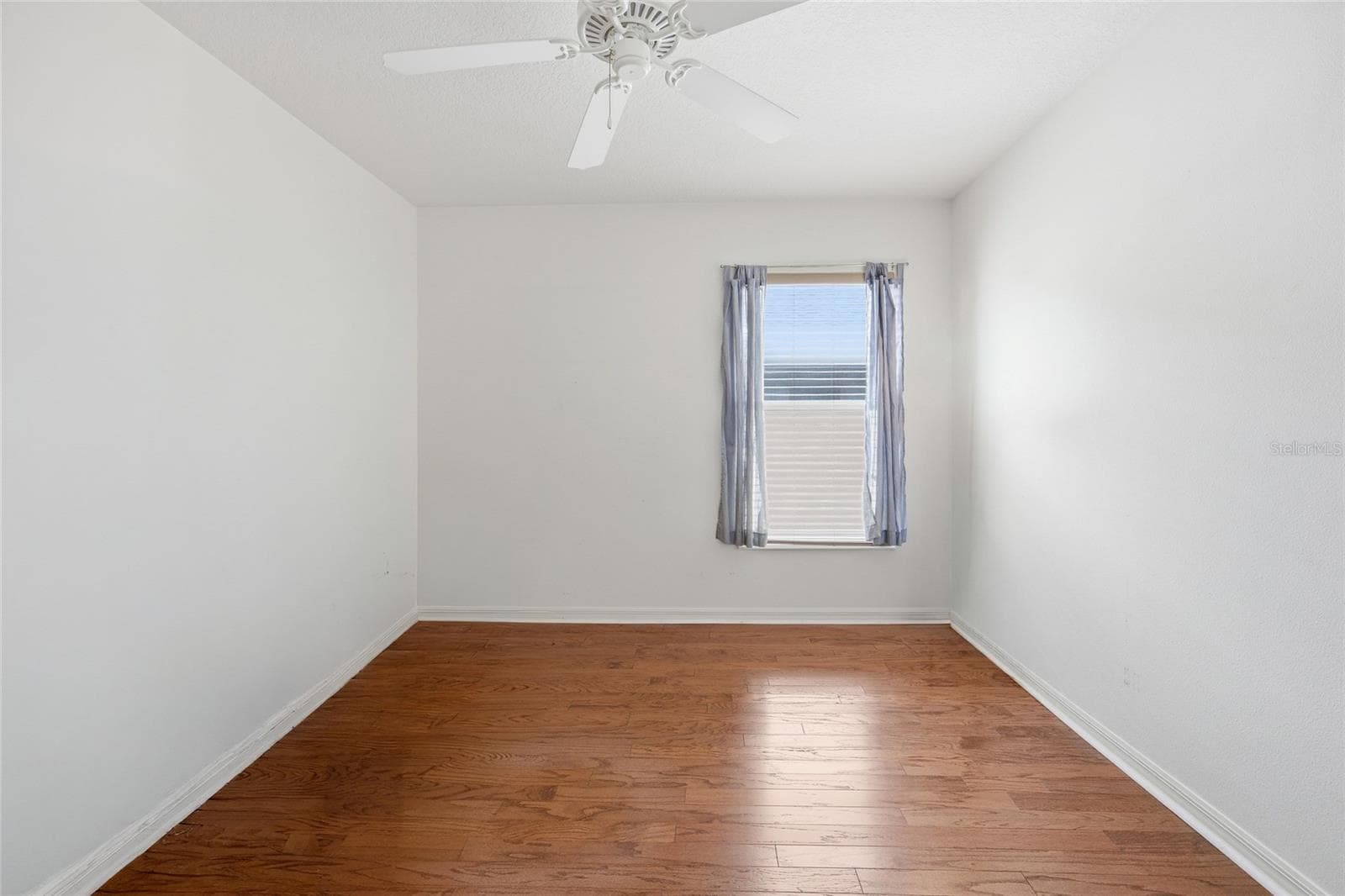 Office or 3rd Bedroom - 4905 KELSO ST, LEESBURG