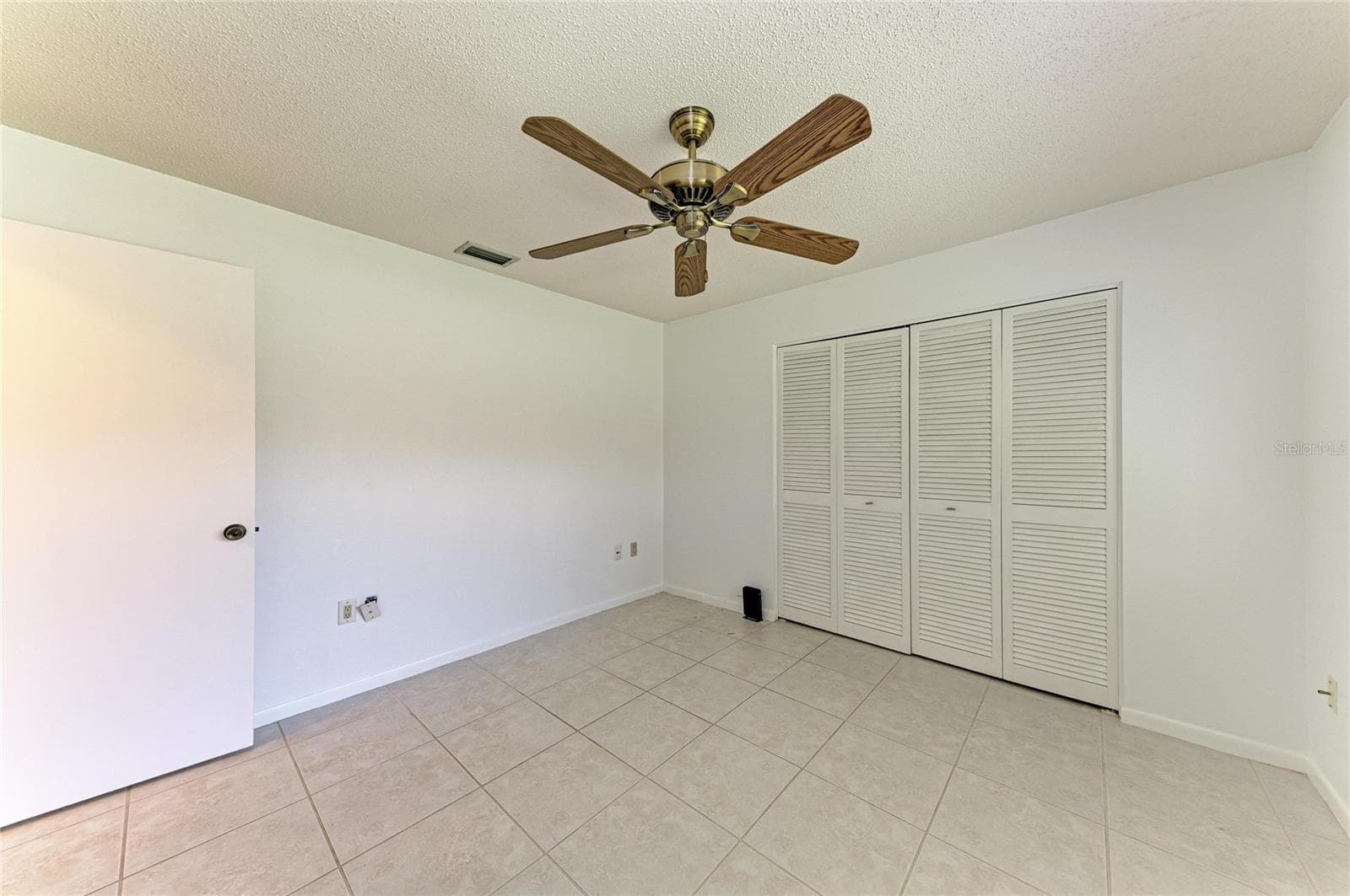 bedroom - 4242 DRYDEN CIR, SARASOTA