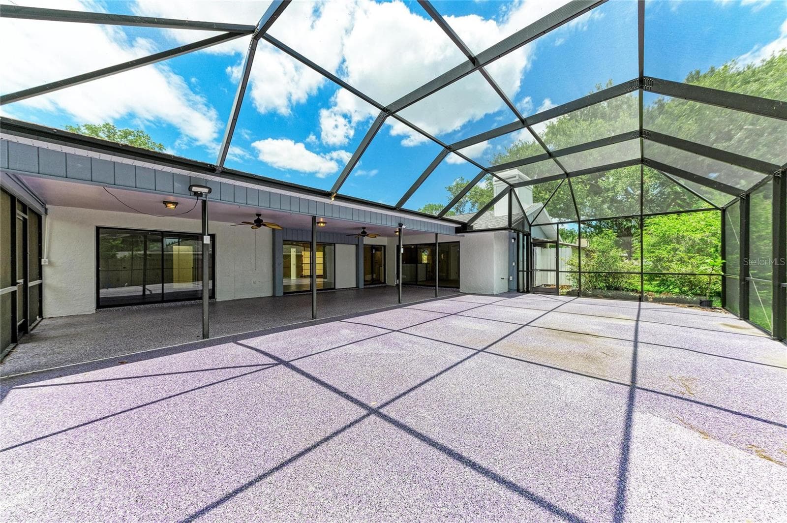 oversized lanai - 4242 DRYDEN CIR, SARASOTA