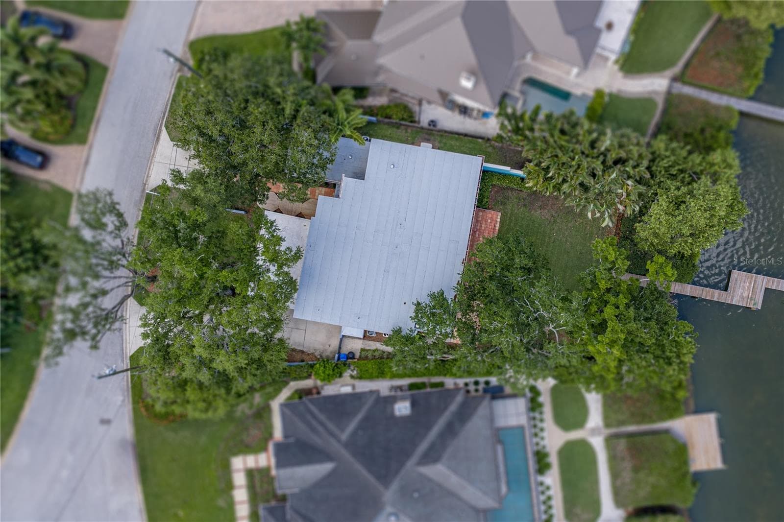 Single Family Residence at 838 MONTEREY BLVD NE, ST PETERSBURG, photo 72 of 82