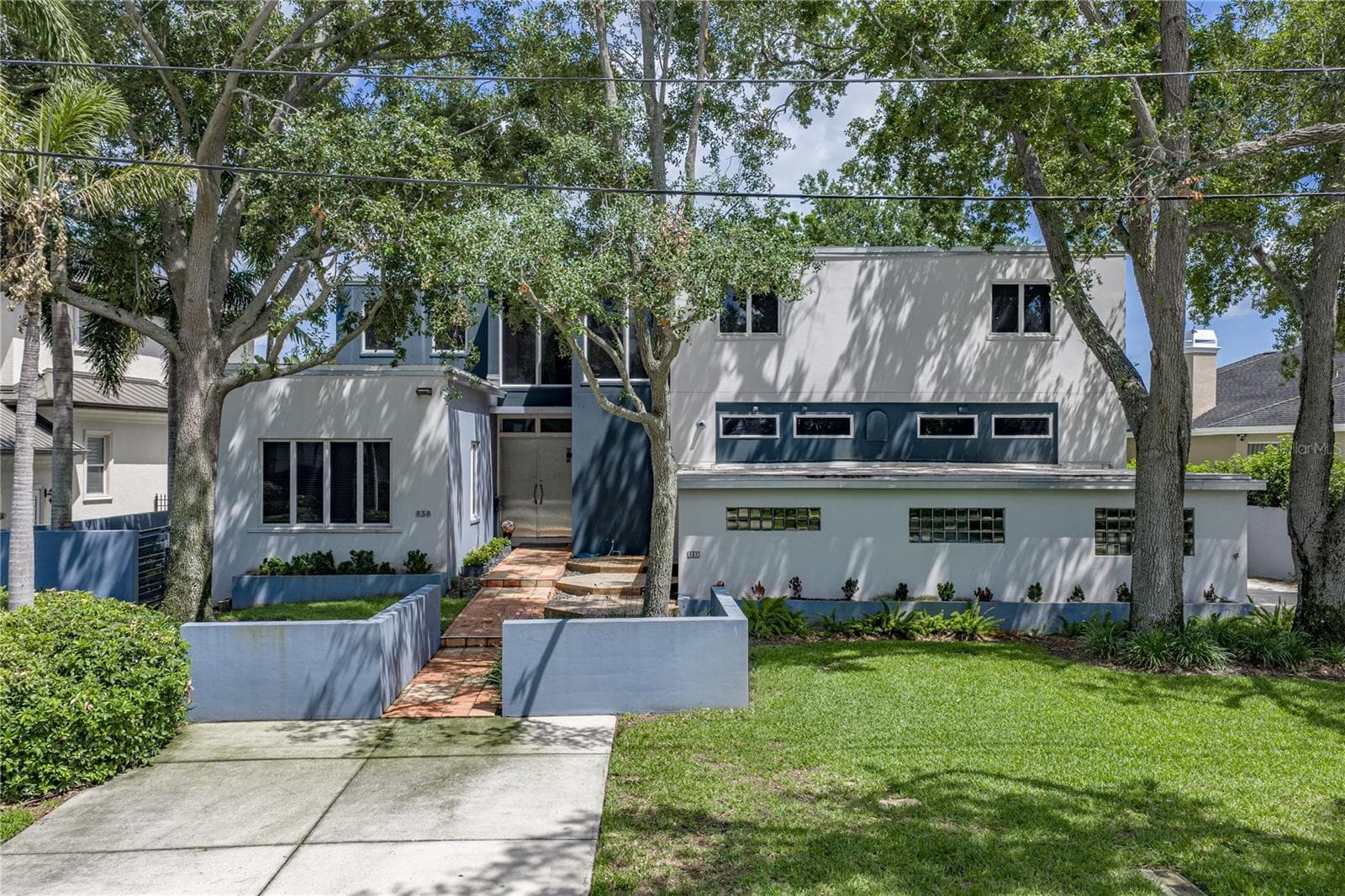 Single Family Residence at 838 MONTEREY BLVD NE, ST PETERSBURG, photo 6 of 82