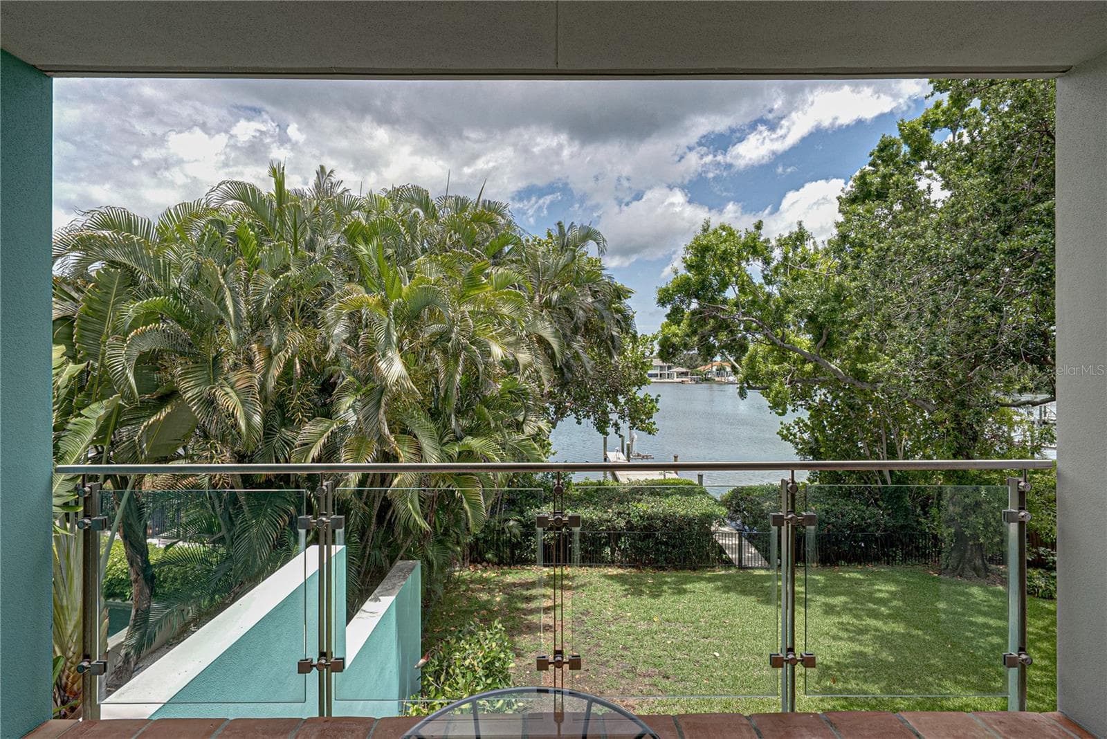 Single Family Residence at 838 MONTEREY BLVD NE, ST PETERSBURG, photo 36 of 82