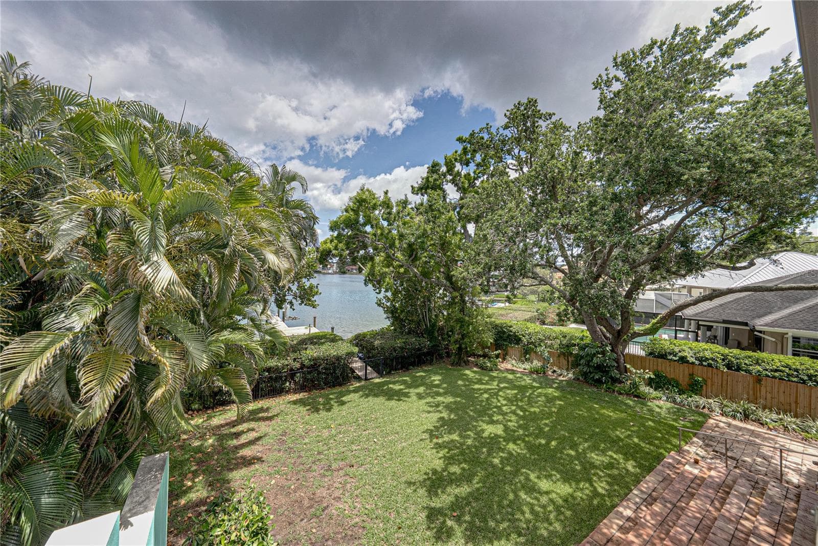Single Family Residence at 838 MONTEREY BLVD NE, ST PETERSBURG, photo 37 of 82