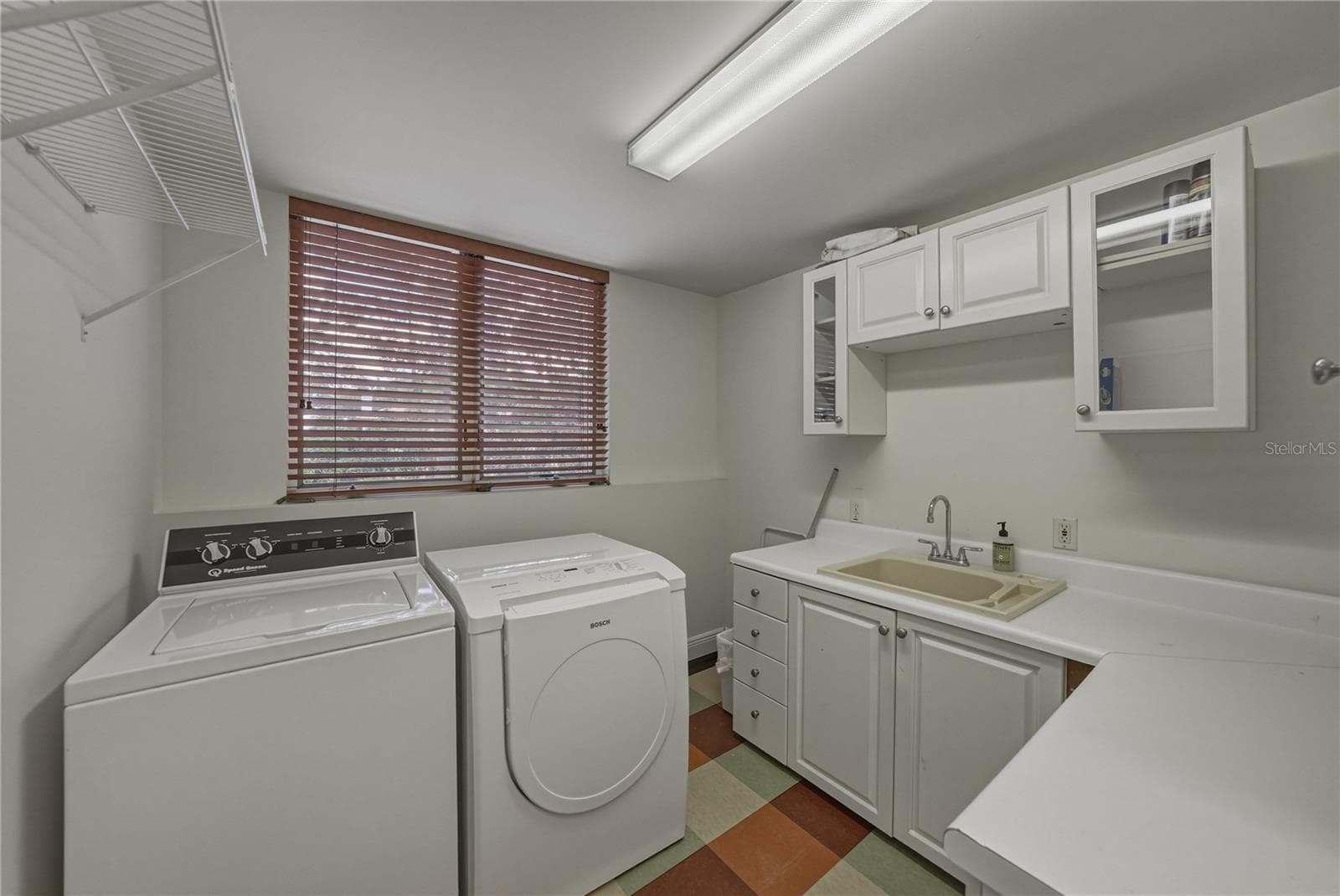 Single Family Residence at 838 MONTEREY BLVD NE, ST PETERSBURG, photo 43 of 82