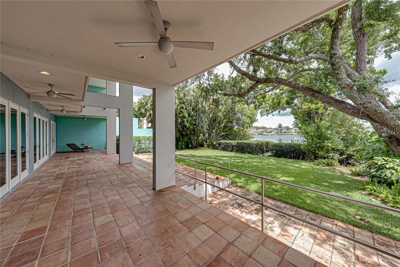 Single Family Residence at 838 MONTEREY BLVD NE, ST PETERSBURG, photo 58 of 82
