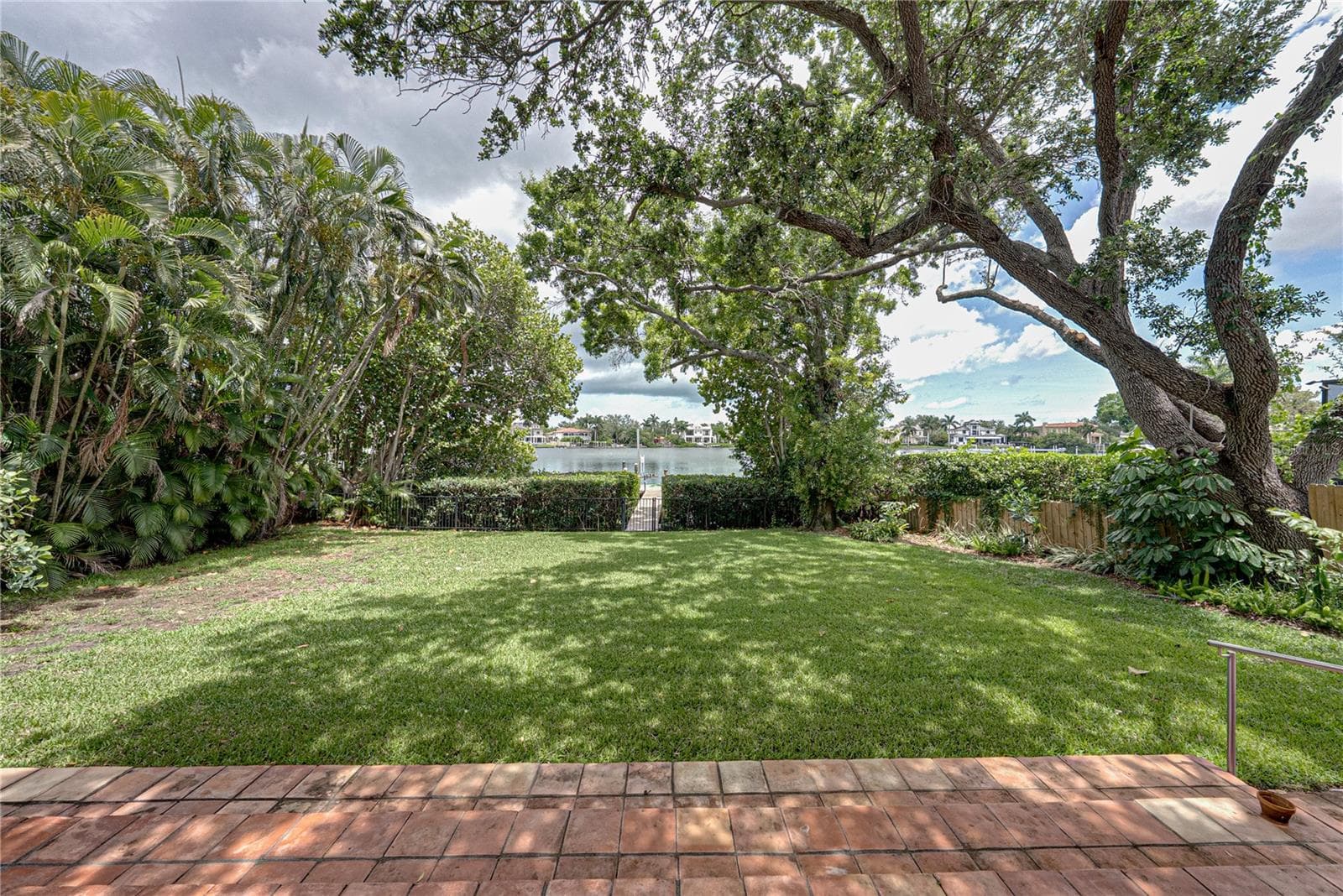 Single Family Residence at 838 MONTEREY BLVD NE, ST PETERSBURG, photo 62 of 82