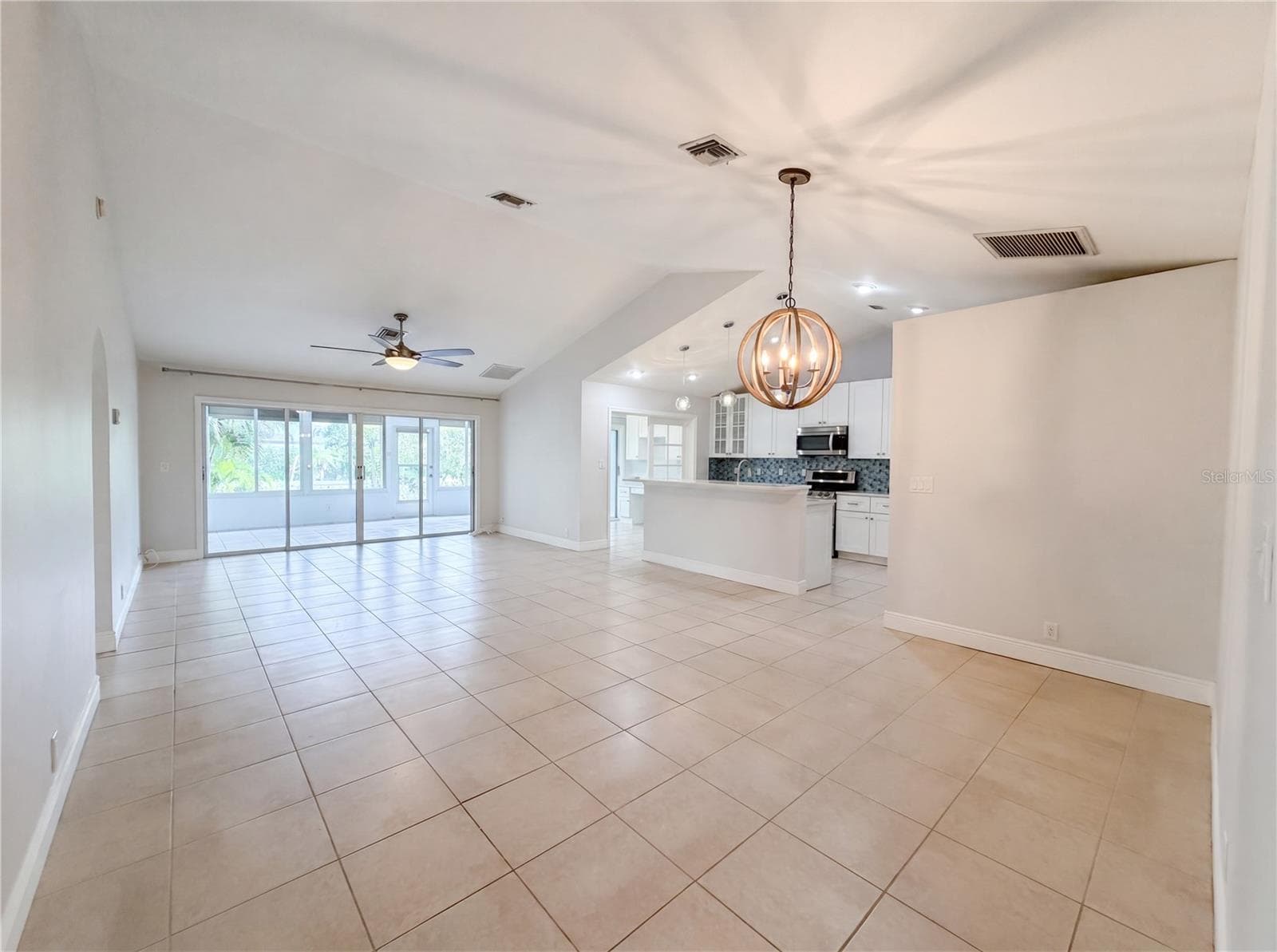 Condominium at 4816 61ST AVENUE TER W, BRADENTON, photo 3 of 33